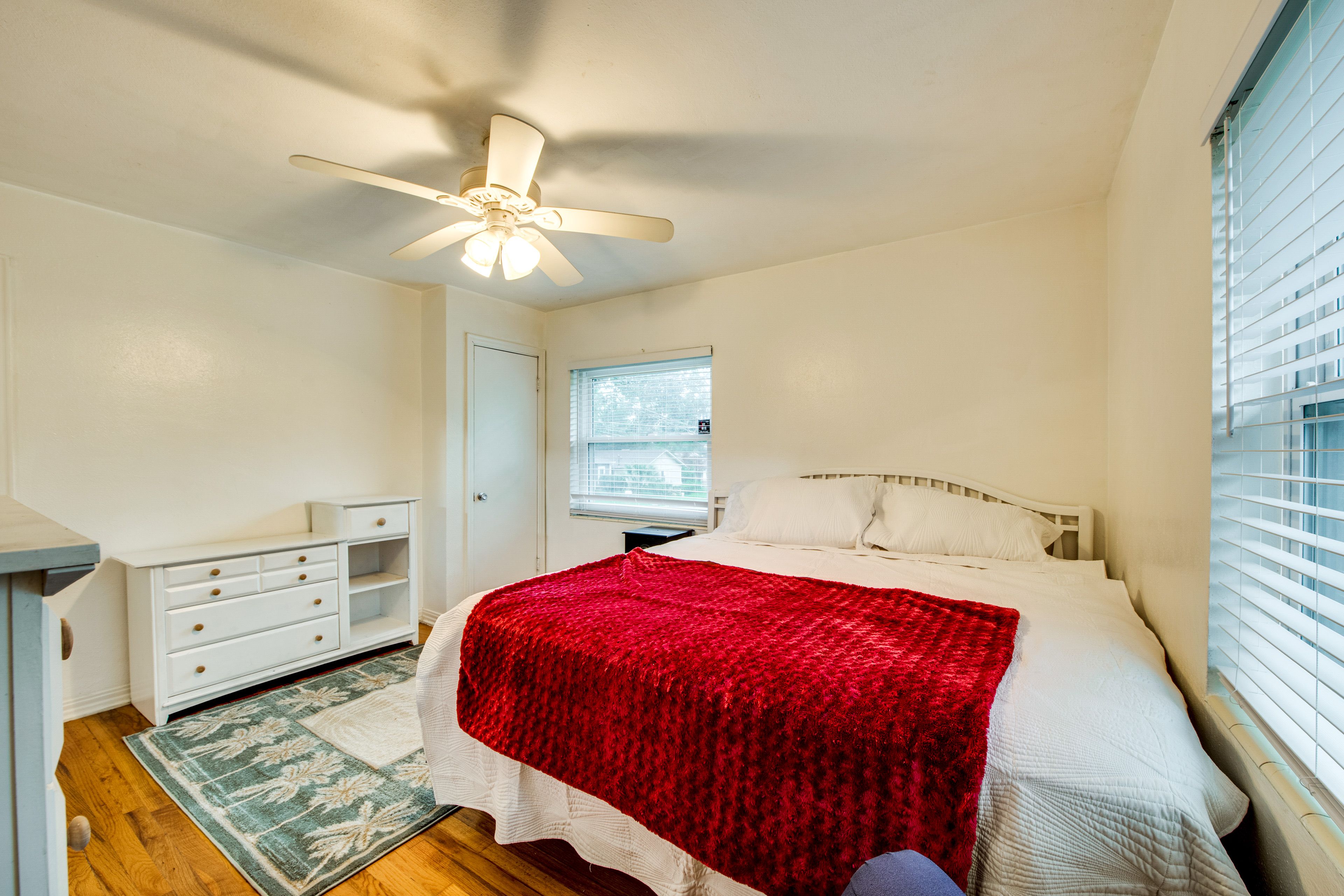 Bedroom 1 | King Bed | Linens Provided