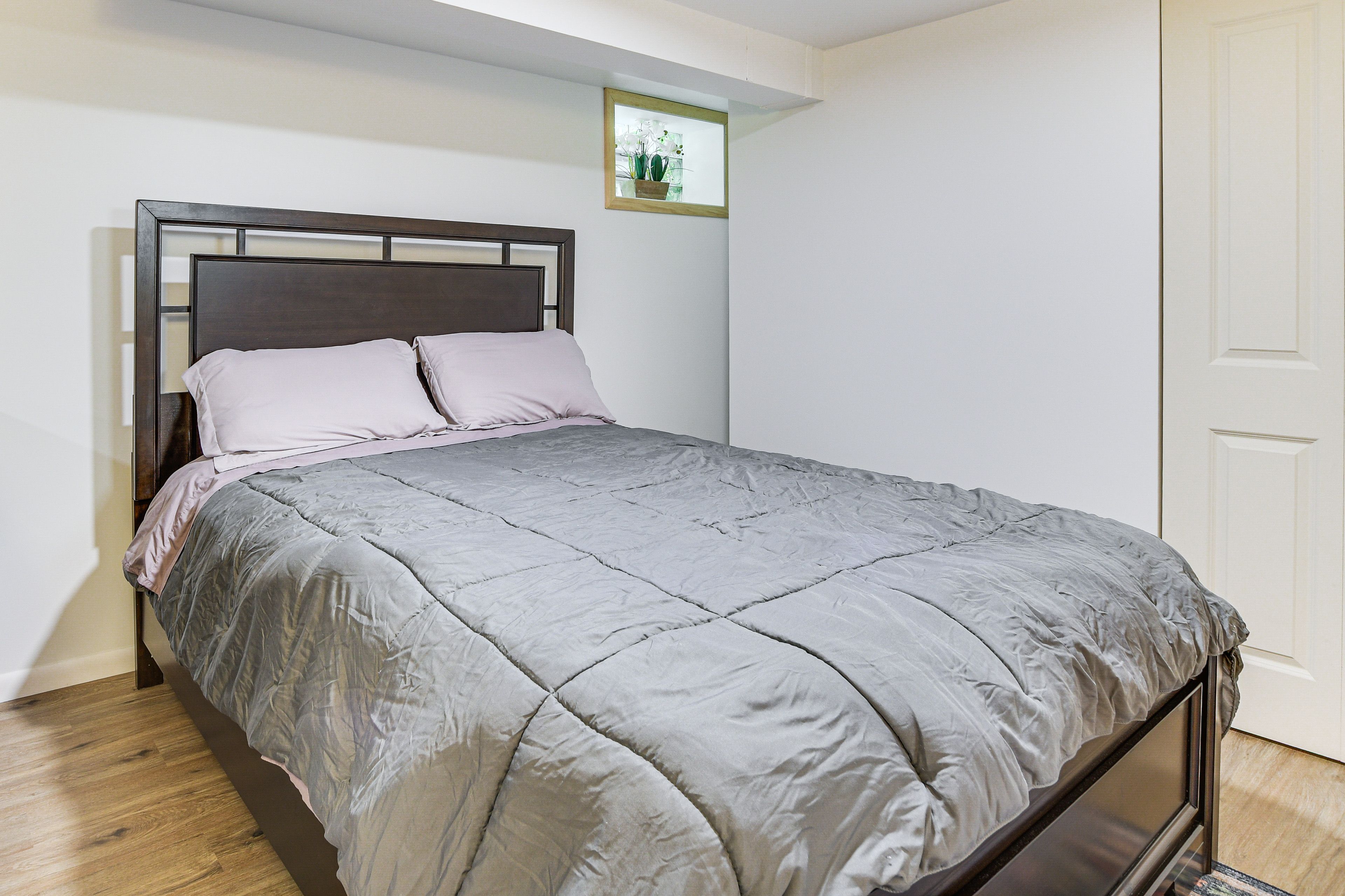 Bedroom 1 | Queen Bed | Linens Provided