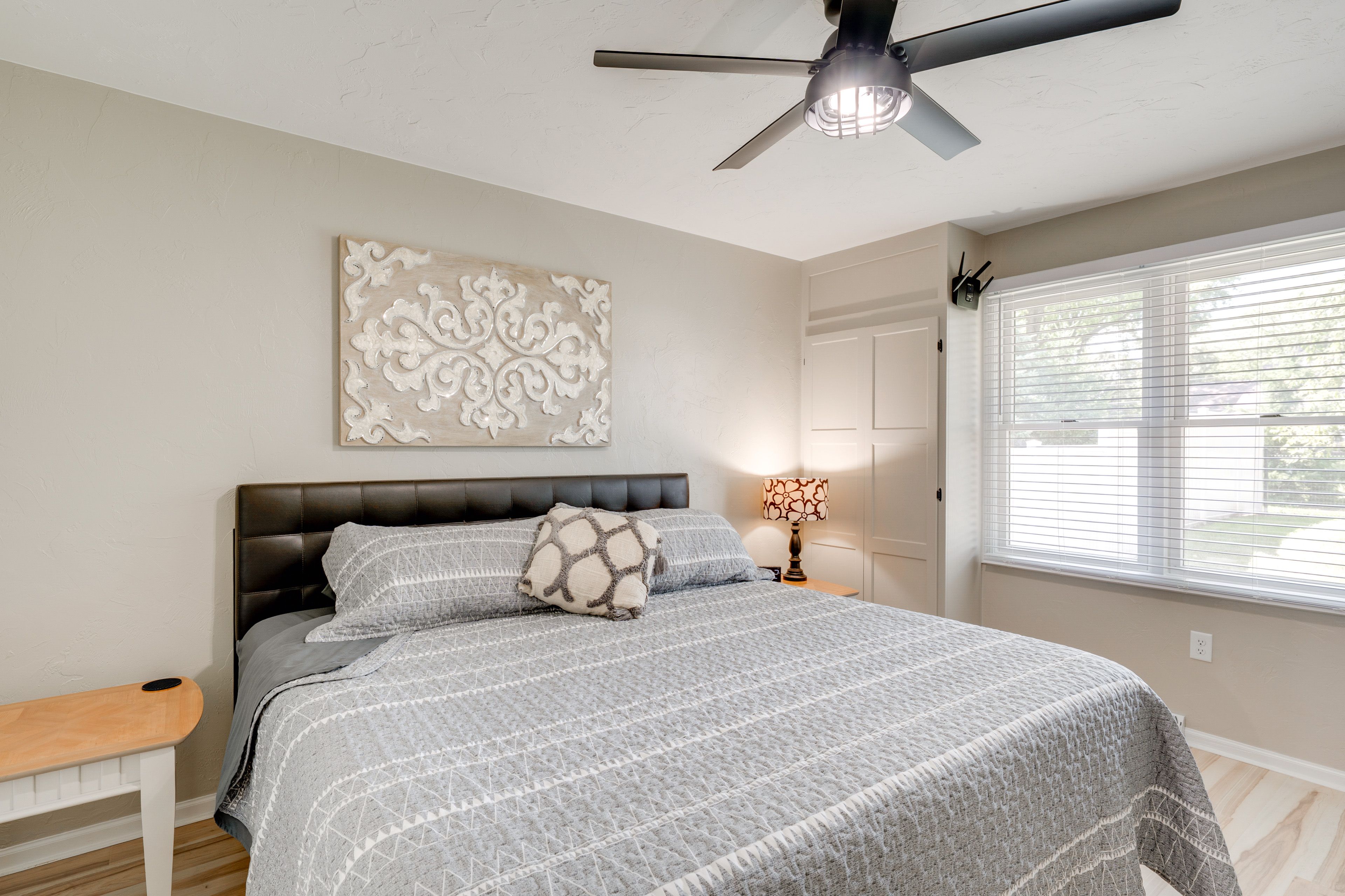 Bedroom 1 | King Bed | Smart TV | Laptop Workspace | Free WiFi