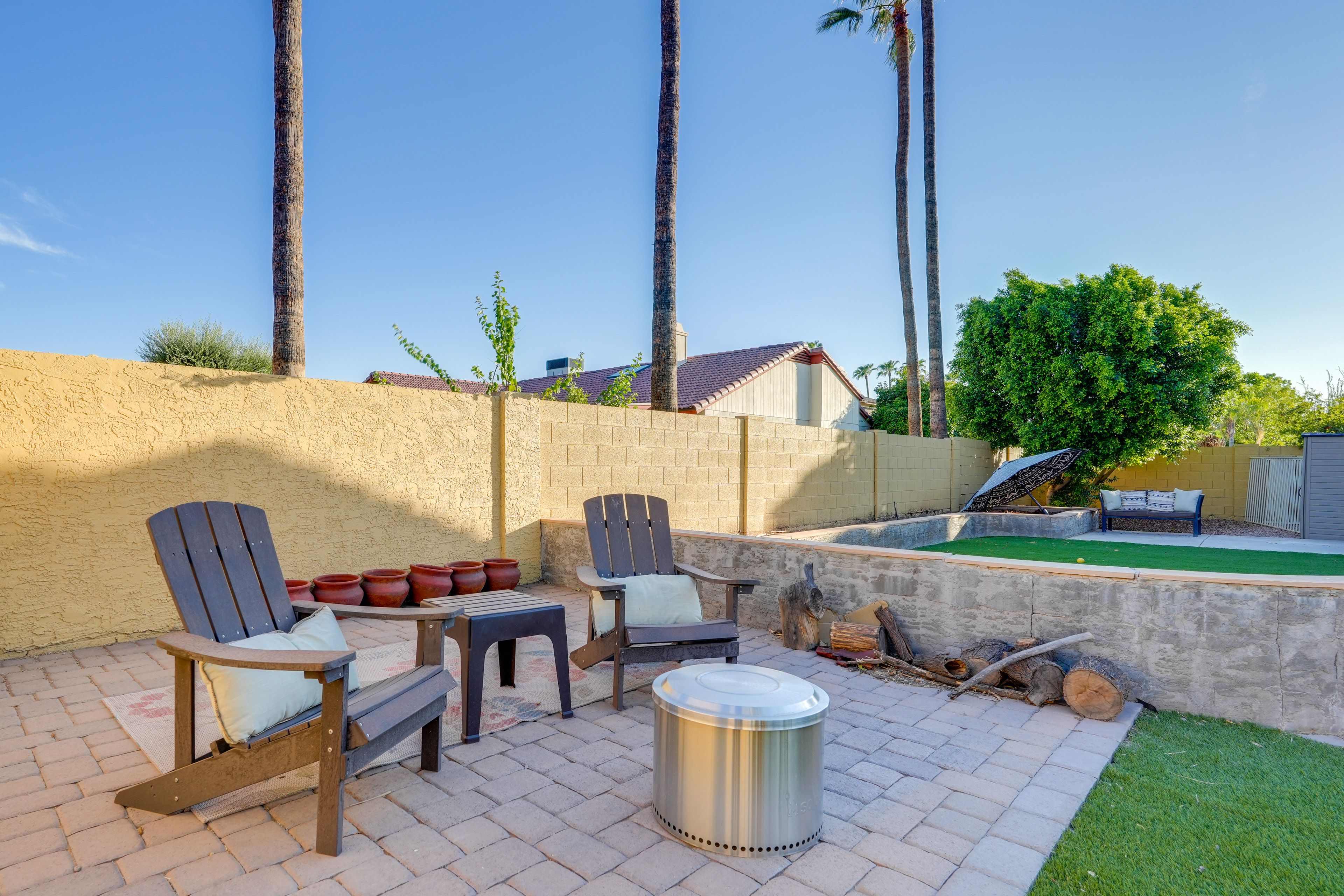 Fire Pit | Outdoor Seating