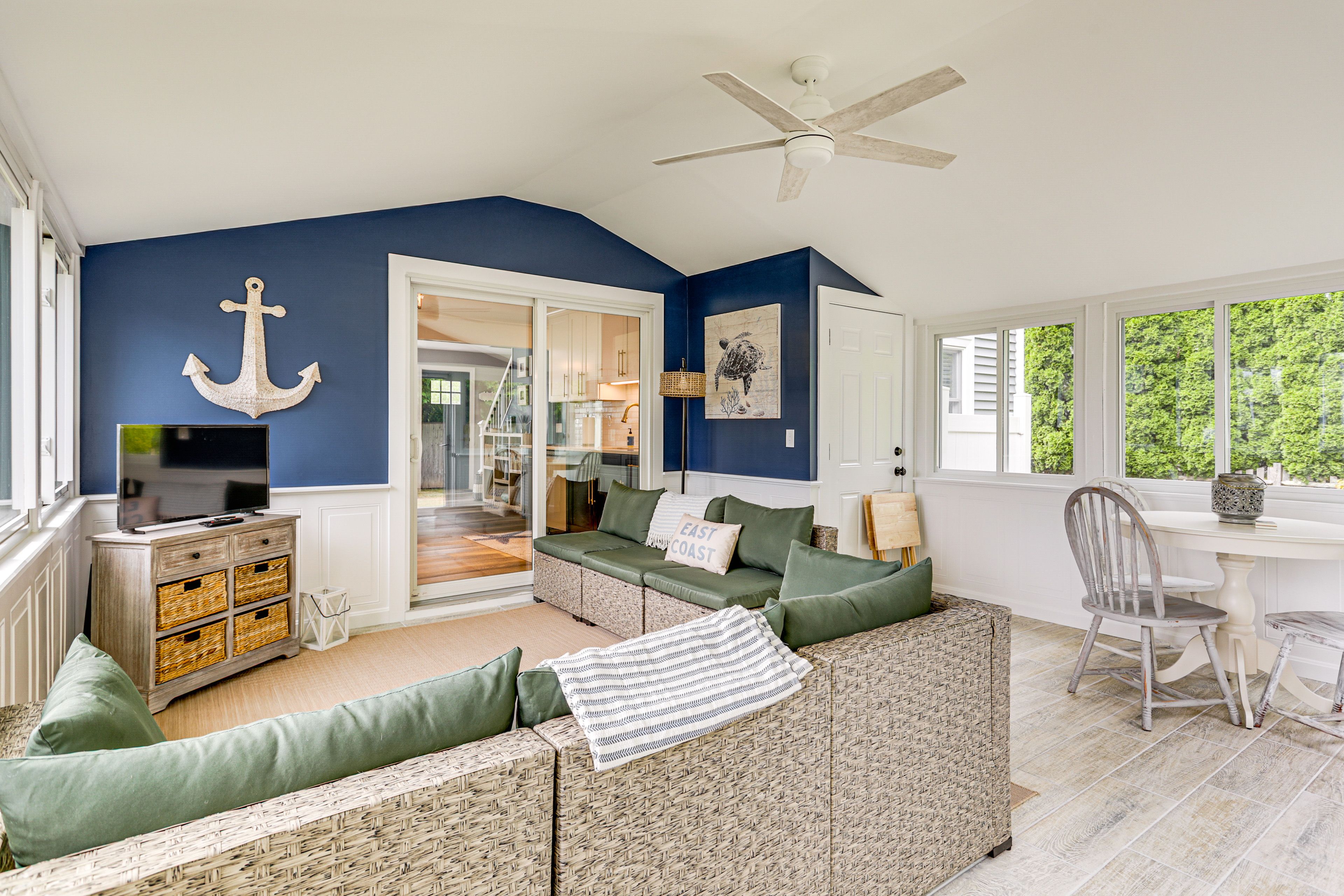 Sunroom | 1st Floor | Space Heater