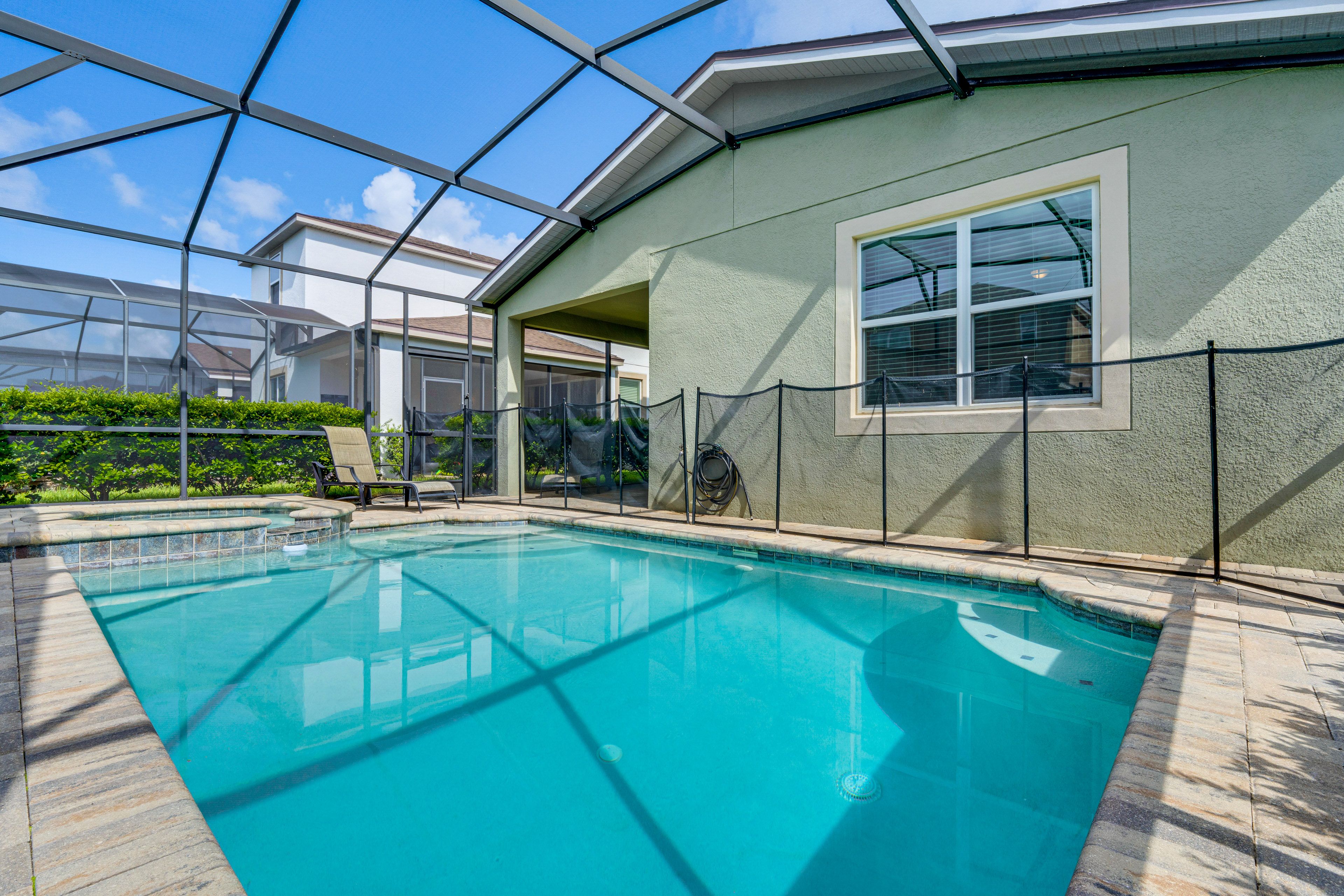 Private Outdoor Pool (Not Heated)