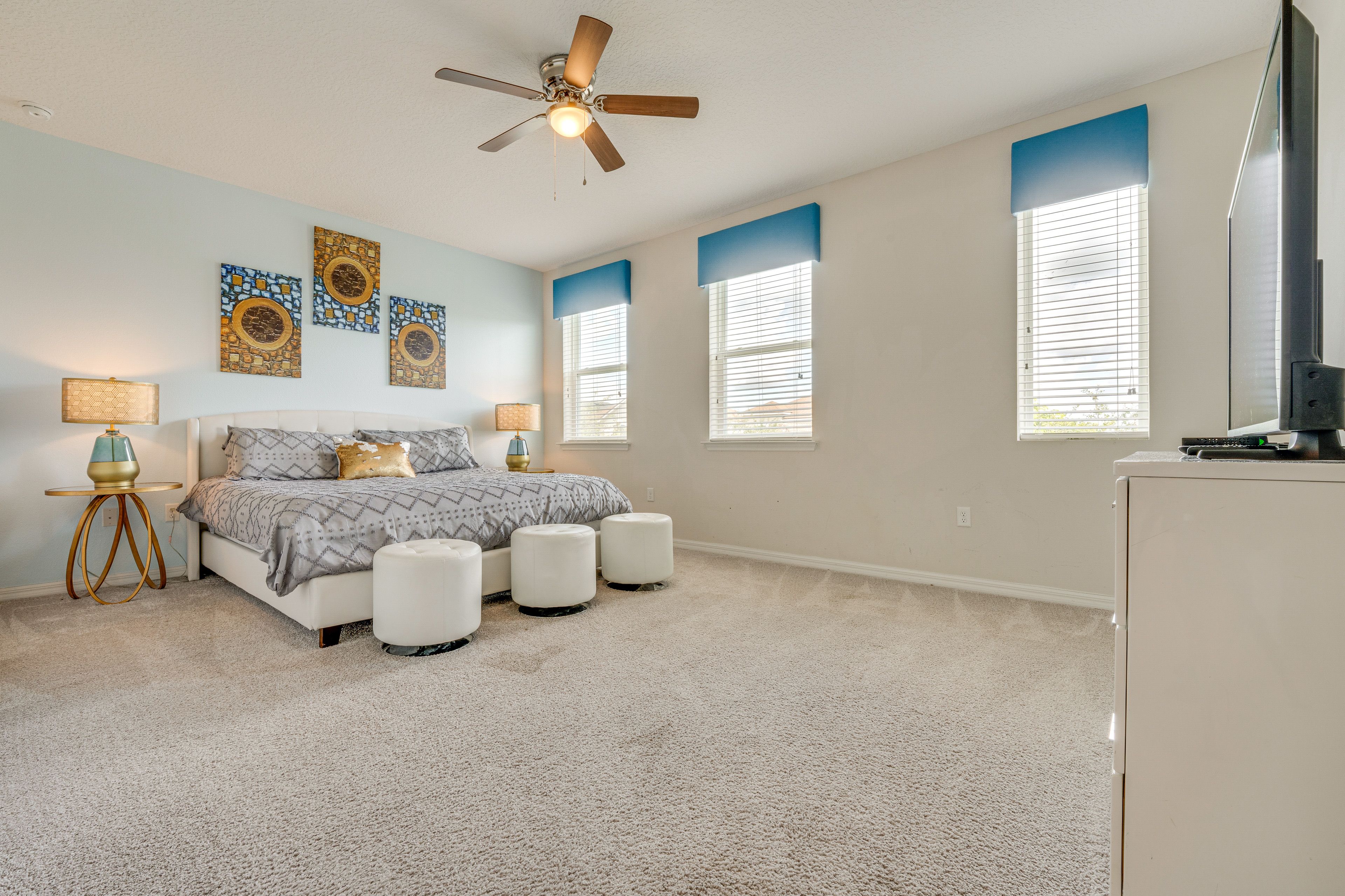 Bedroom 2 | 2nd Floor | Queen Bed
