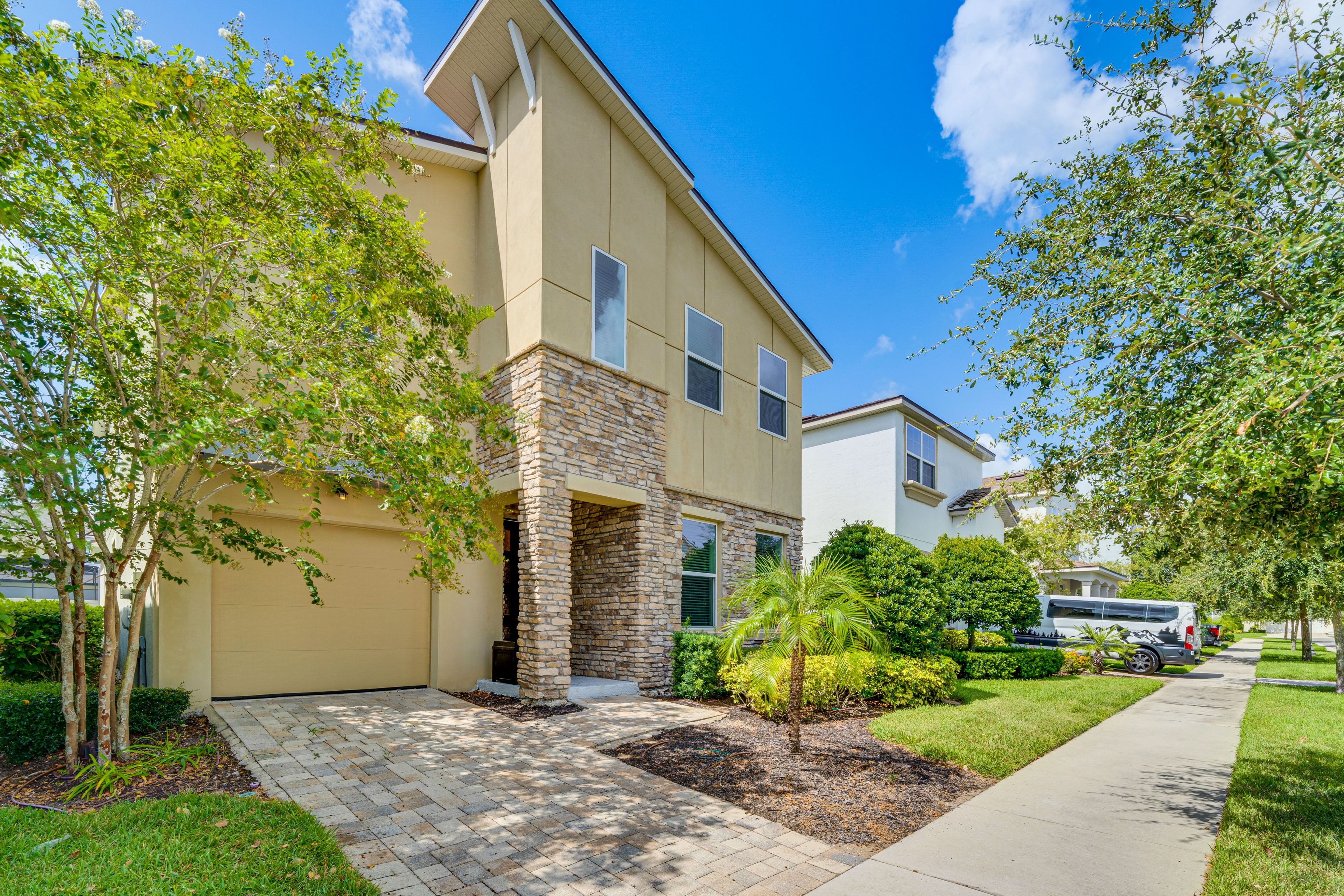 Property Exterior | Driveway Parking (1 Vehicle)