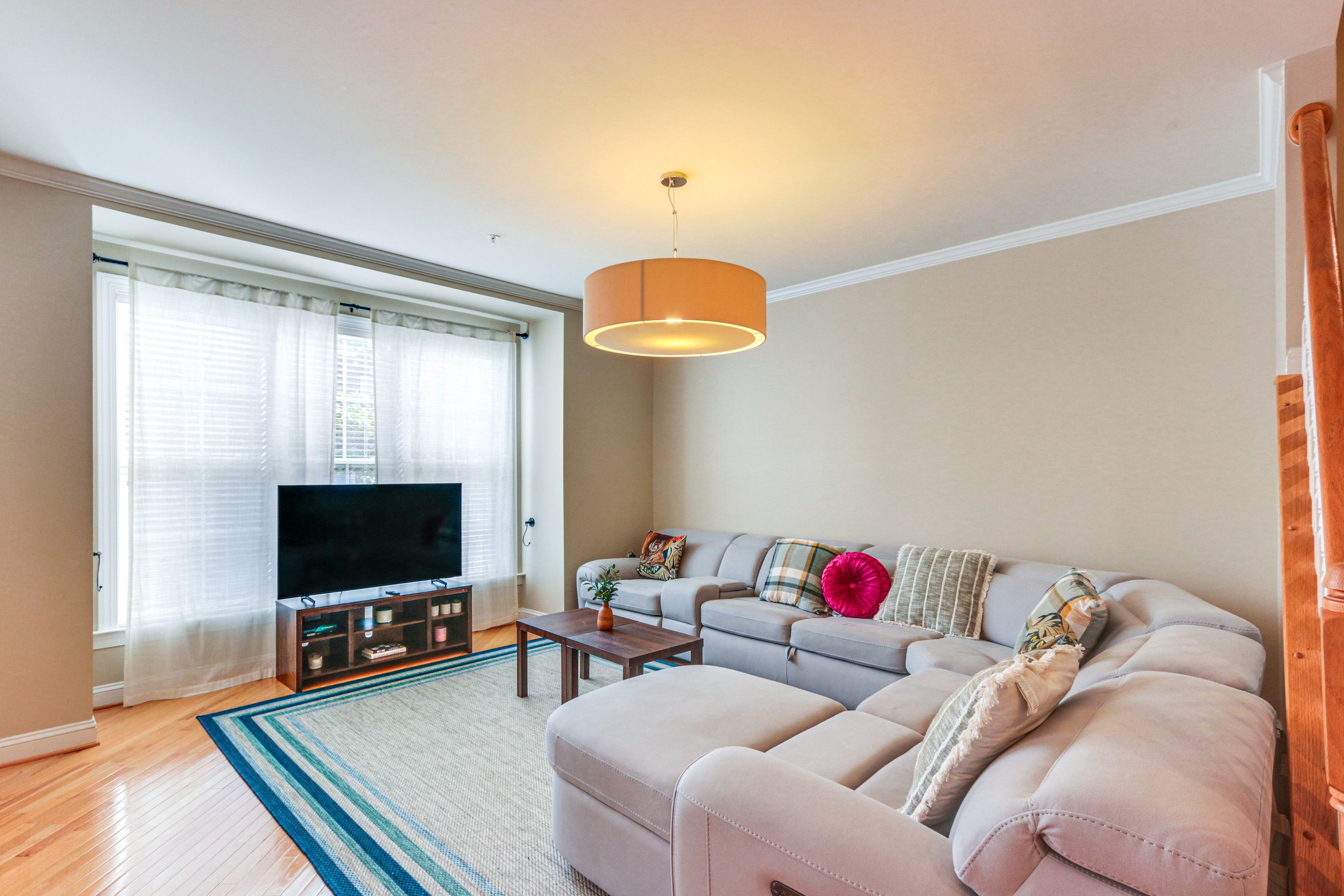 Living Room | 1st Floor | Free WiFi | Smart TV