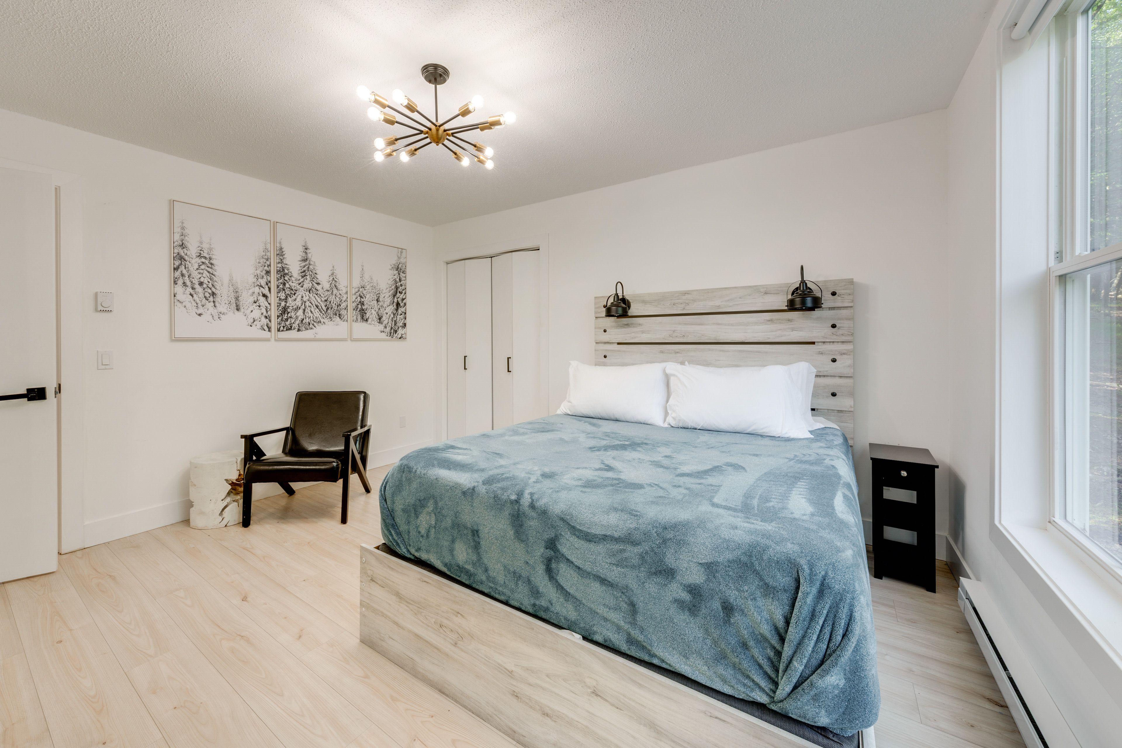 Bedroom 1 | 1st Floor | Queen Bed | Queen Floor Mattress