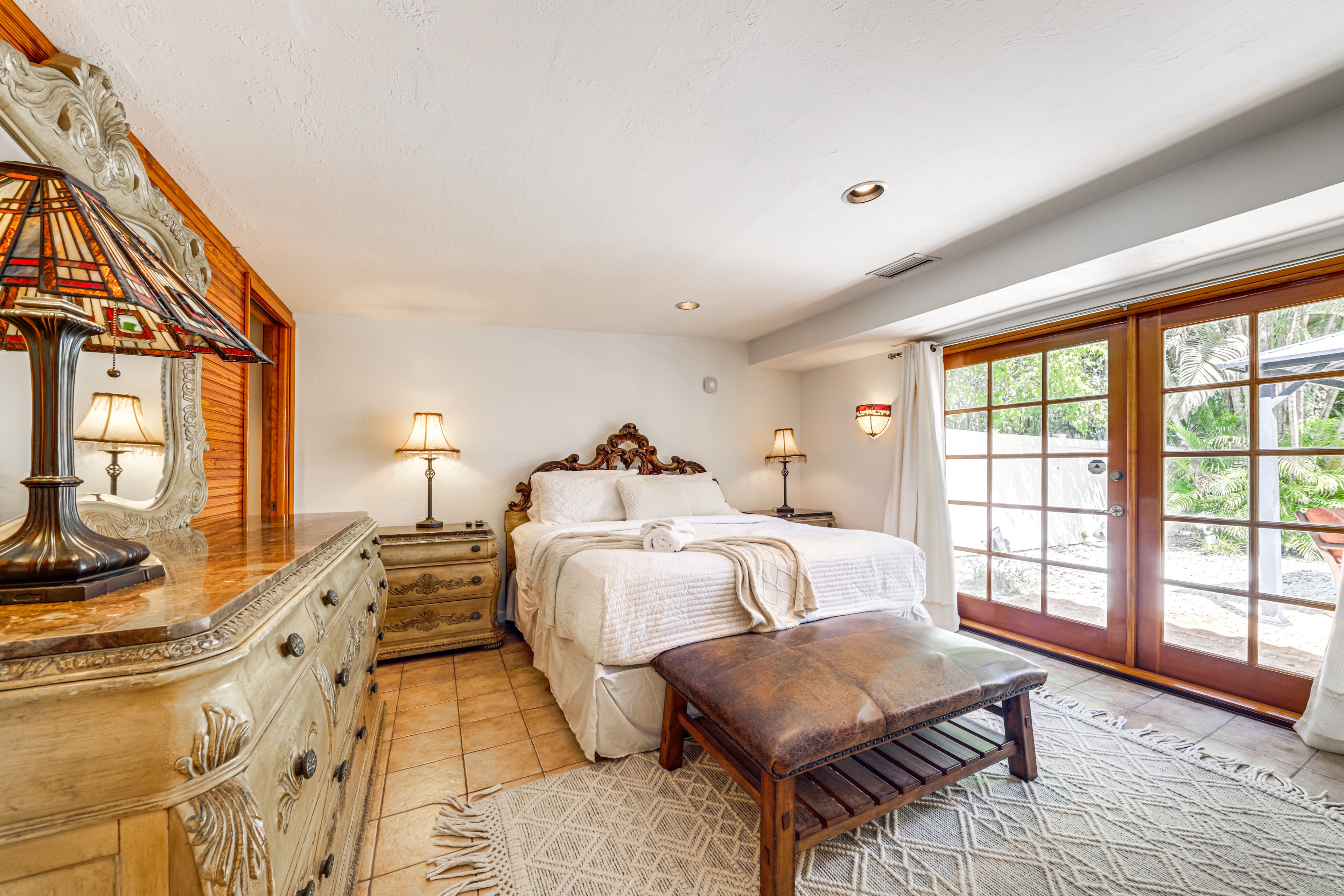 Casita | Bedroom 4 | King Bed | Smart TV