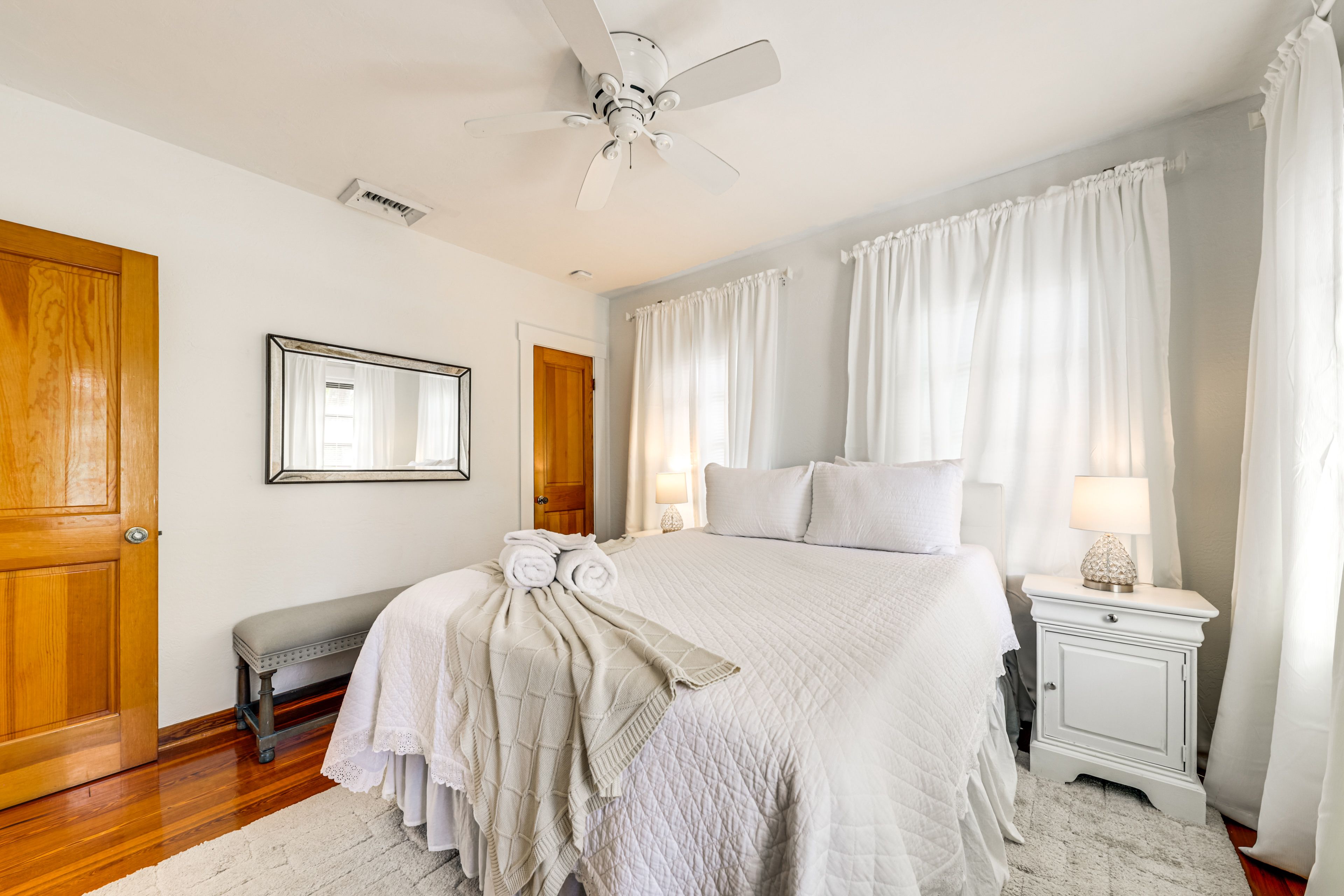 Bedroom 2 | Queen Bed | 2nd Floor