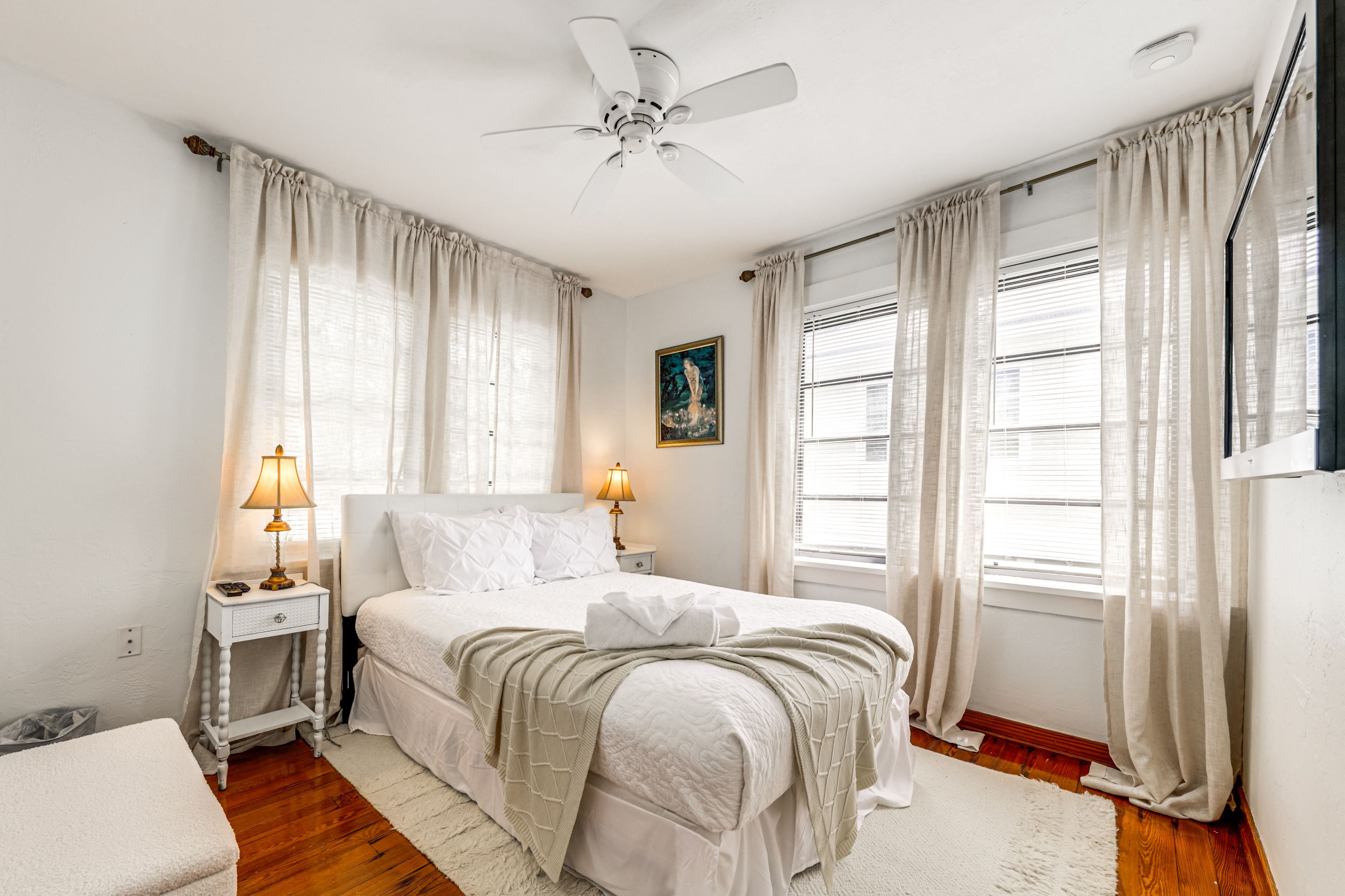 Bedroom 3 | Queen Bed | 2nd Floor