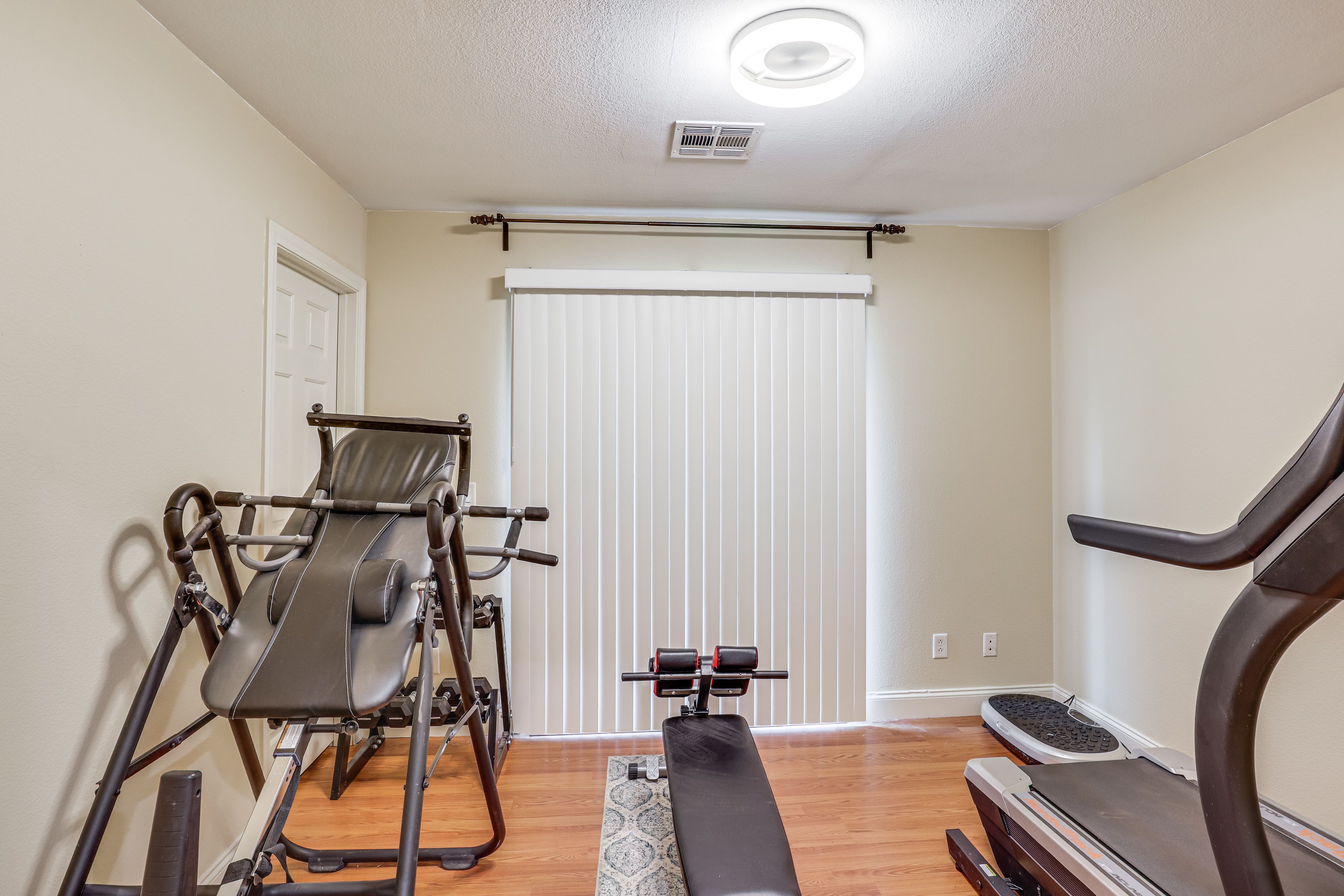Home Gym | Treadmill | Dumbbell Set | Weight Bench | 1st Floor