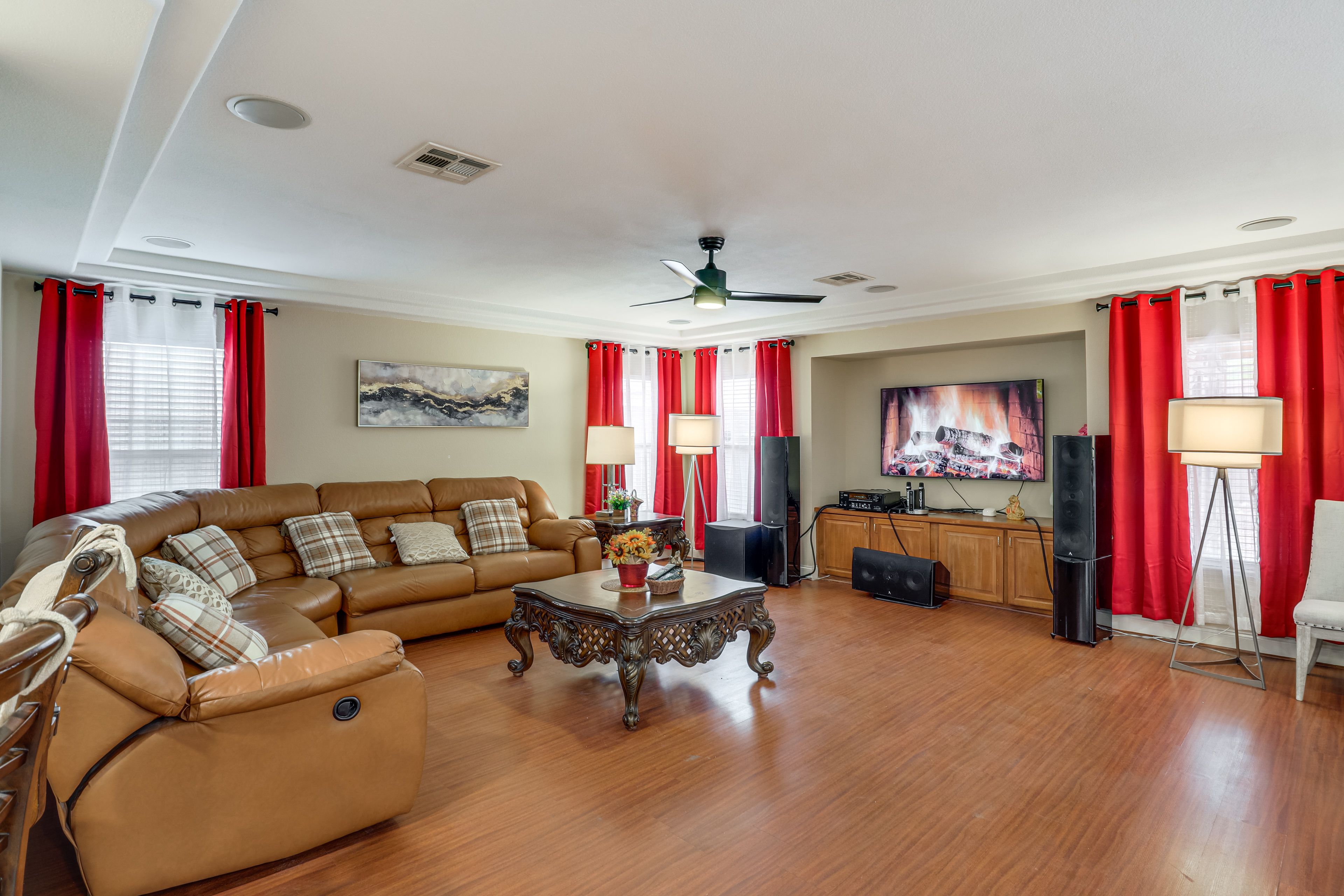 Las Vegas Vacation Rental | 5BR | 4BA | 3,517 Sq Ft | 3 Steps to Enter