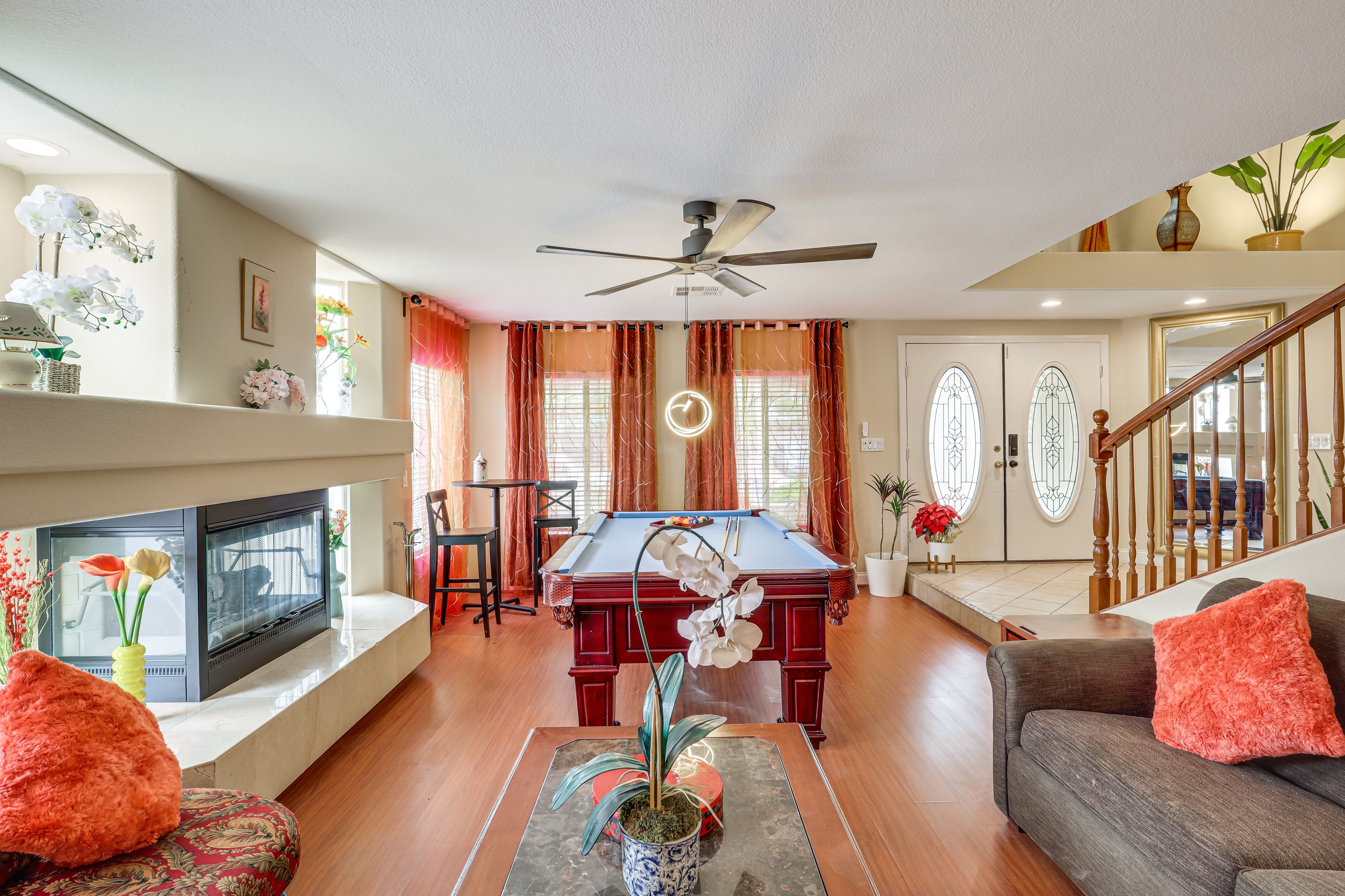 Living Area | Pool Table | 1st Floor