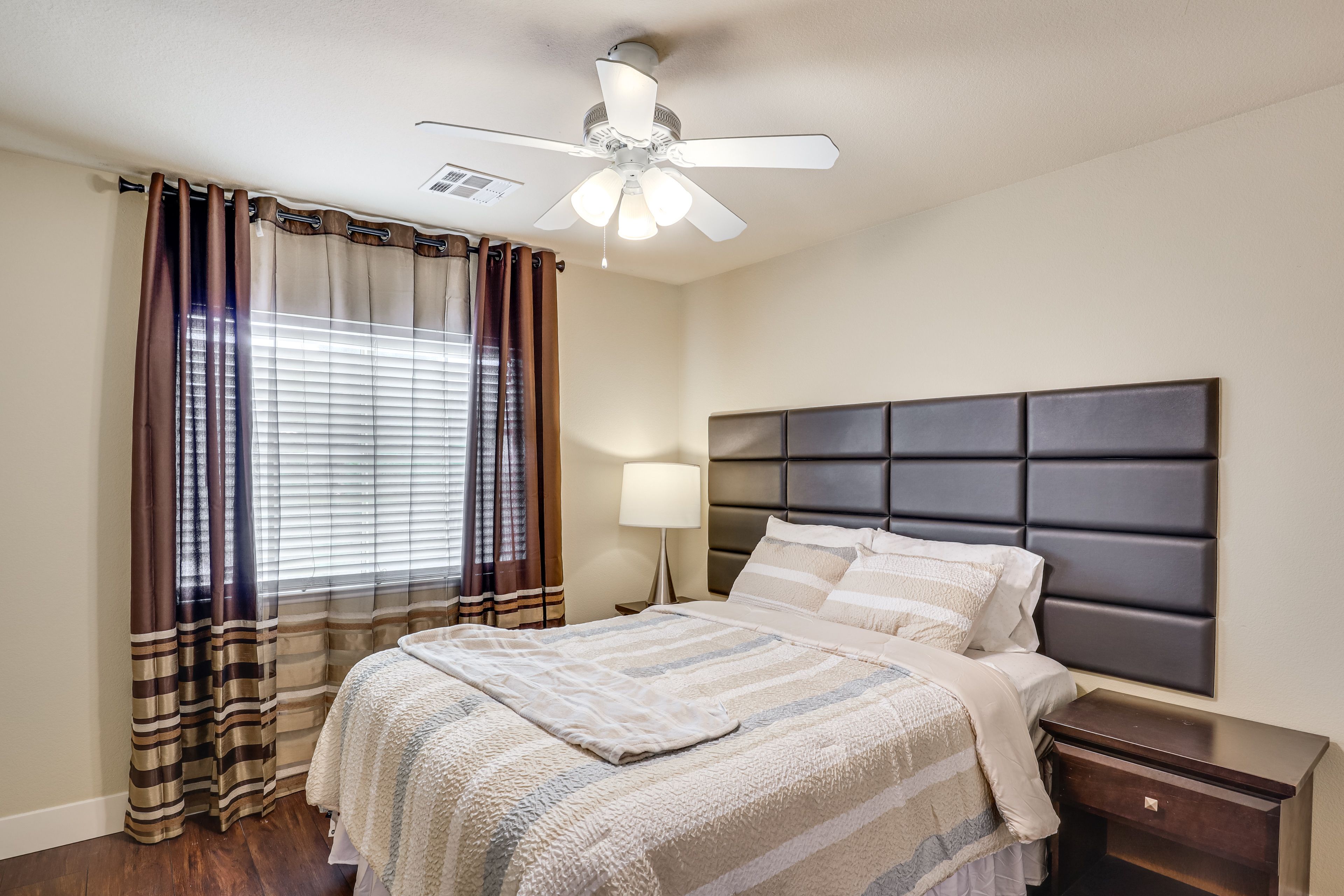 Bedroom 2 | Queen Bed | 2nd Floor