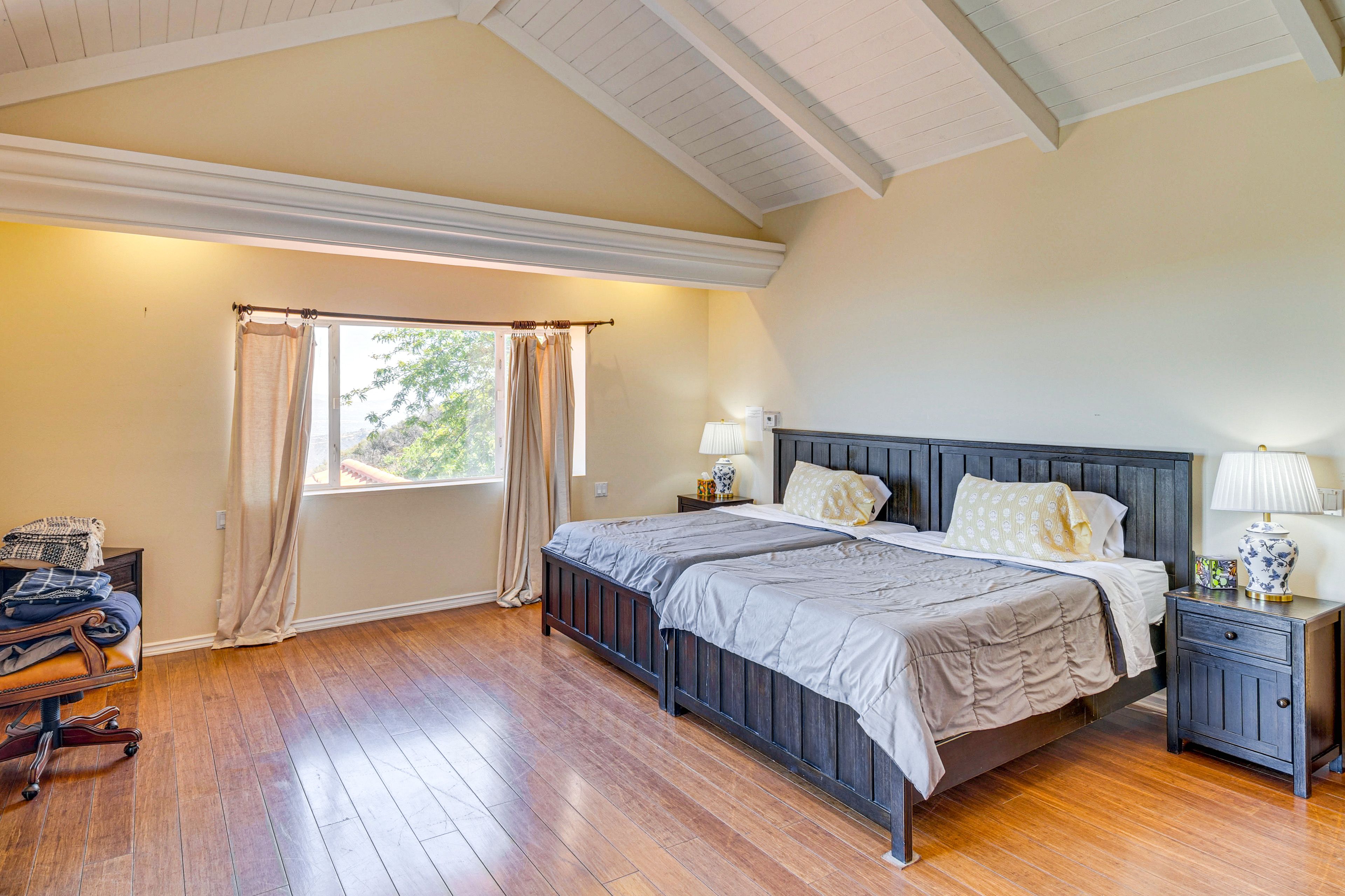 Bedroom 4 | 2 Full Beds (Convertible to King Bed) | 2nd Floor