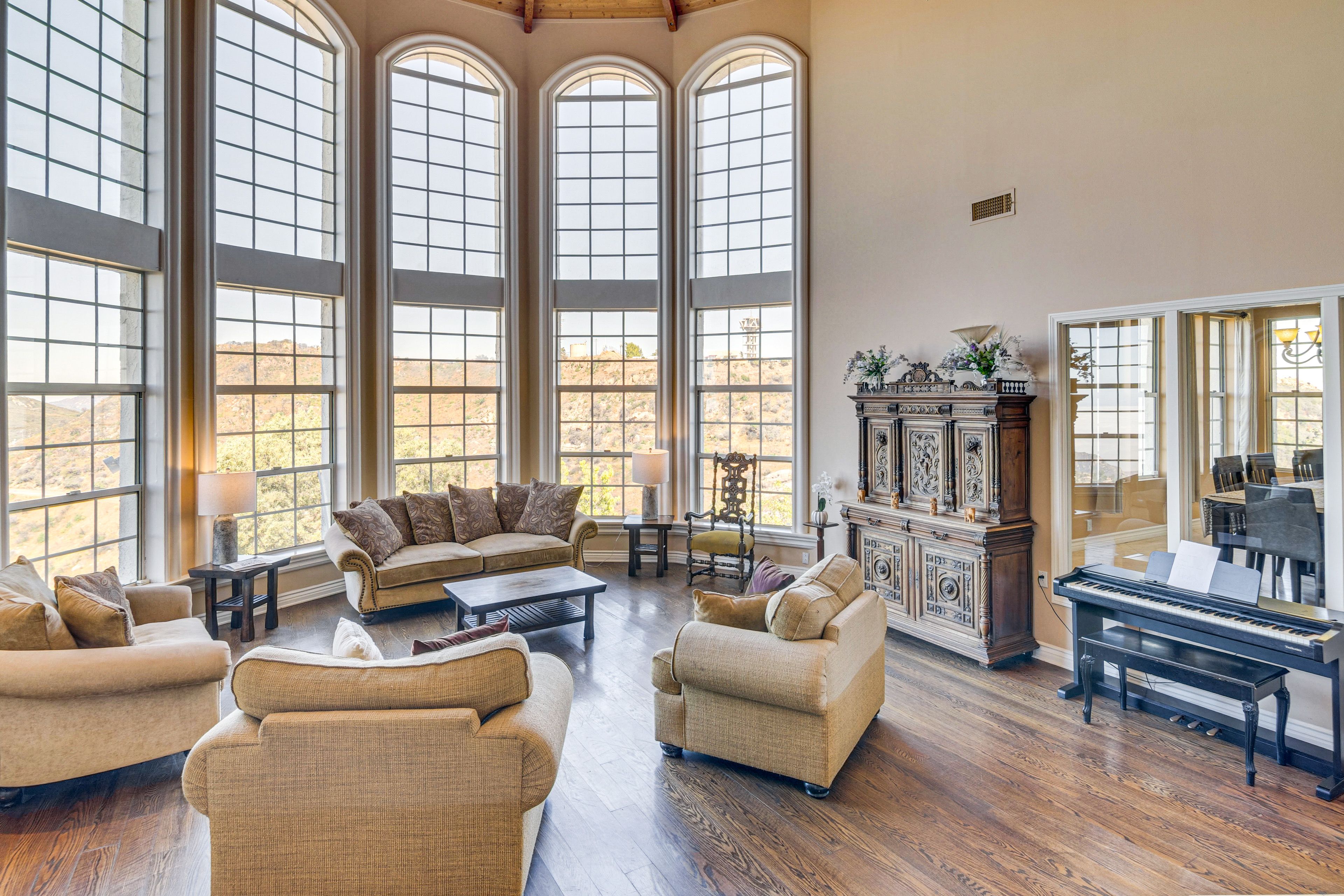 Living Room | Mountain Views | Free WiFi