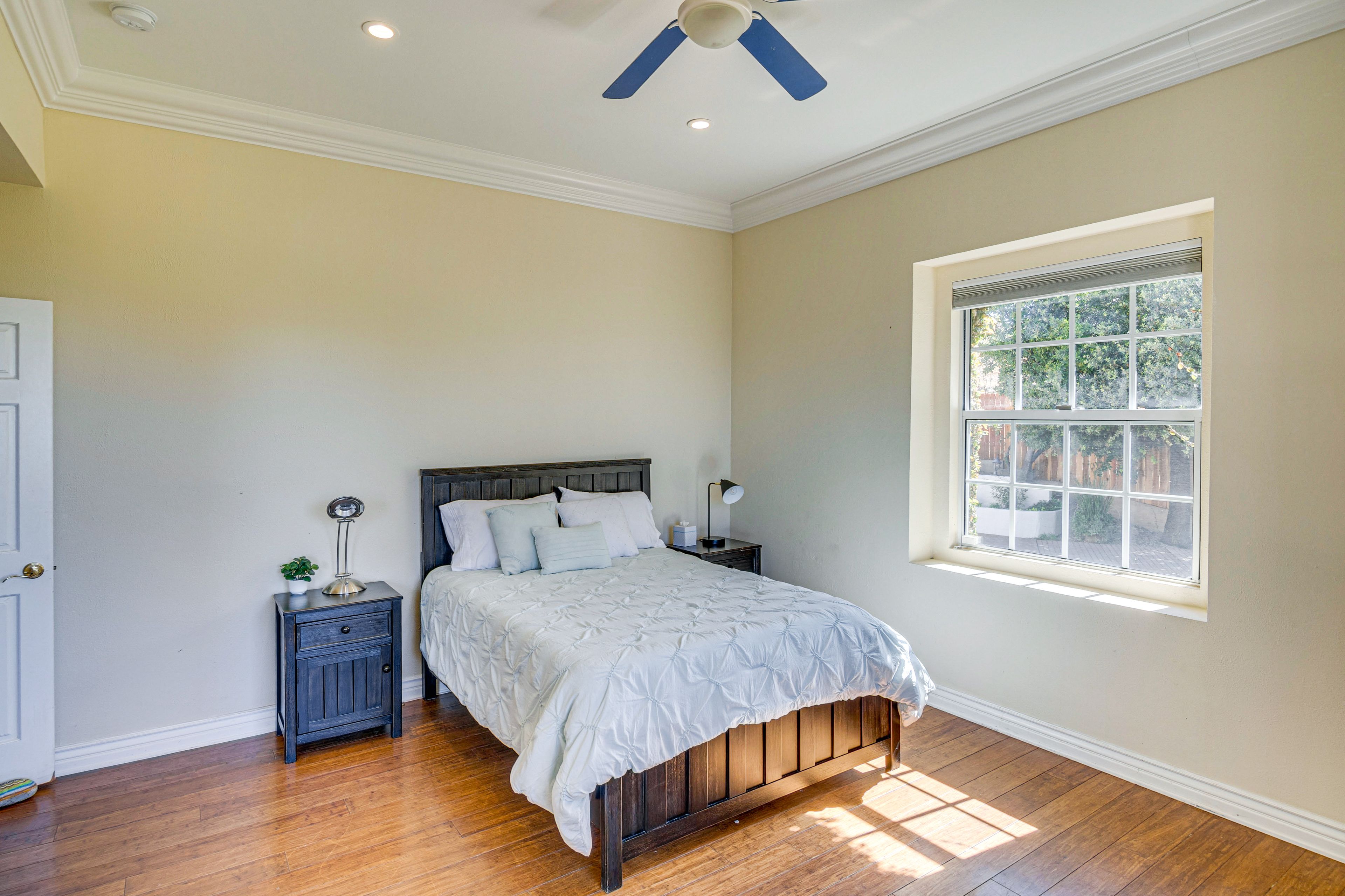 Bedroom 2 | Queen Bed | 1st Floor