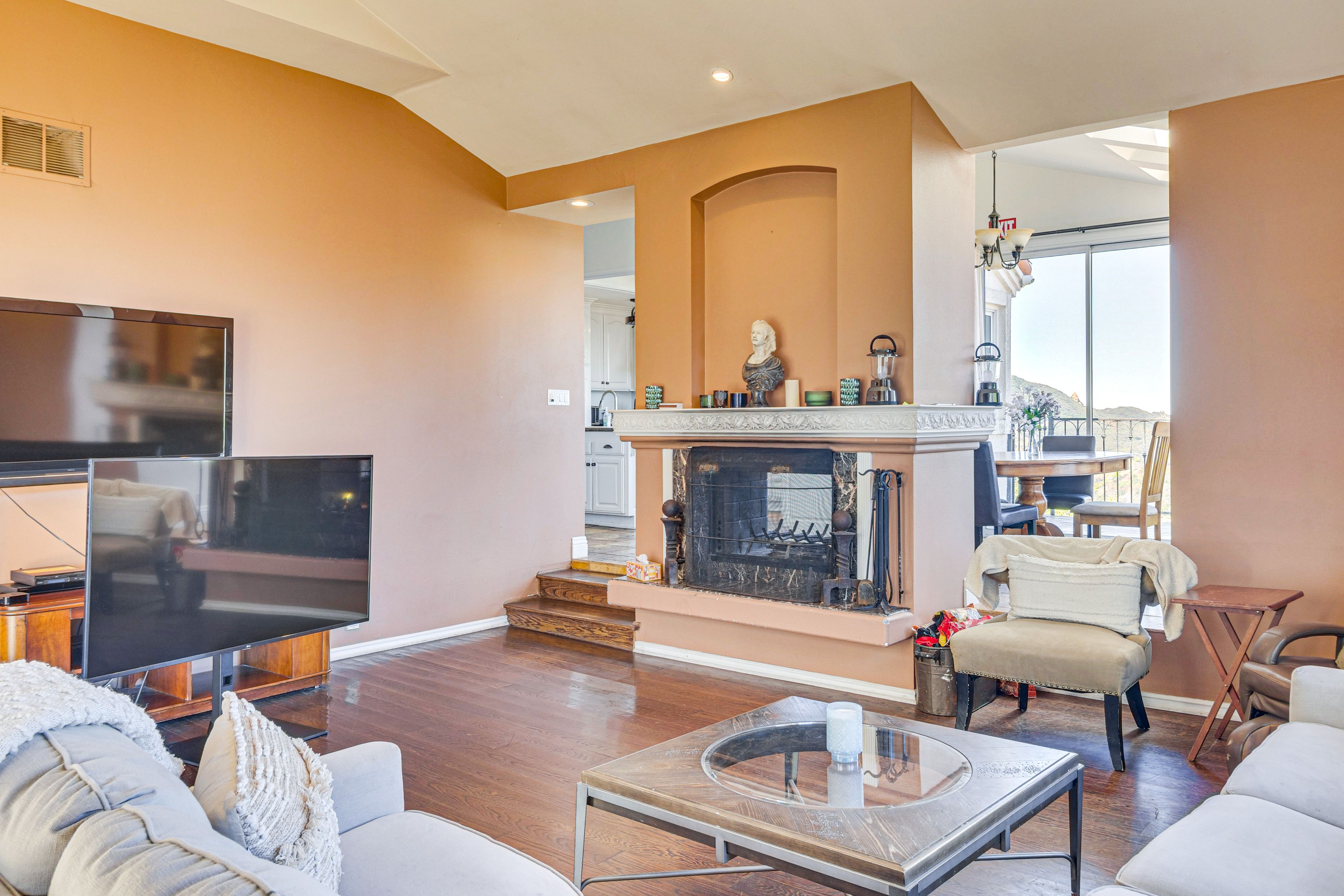 Living Room | Smart TV | 1st Floor