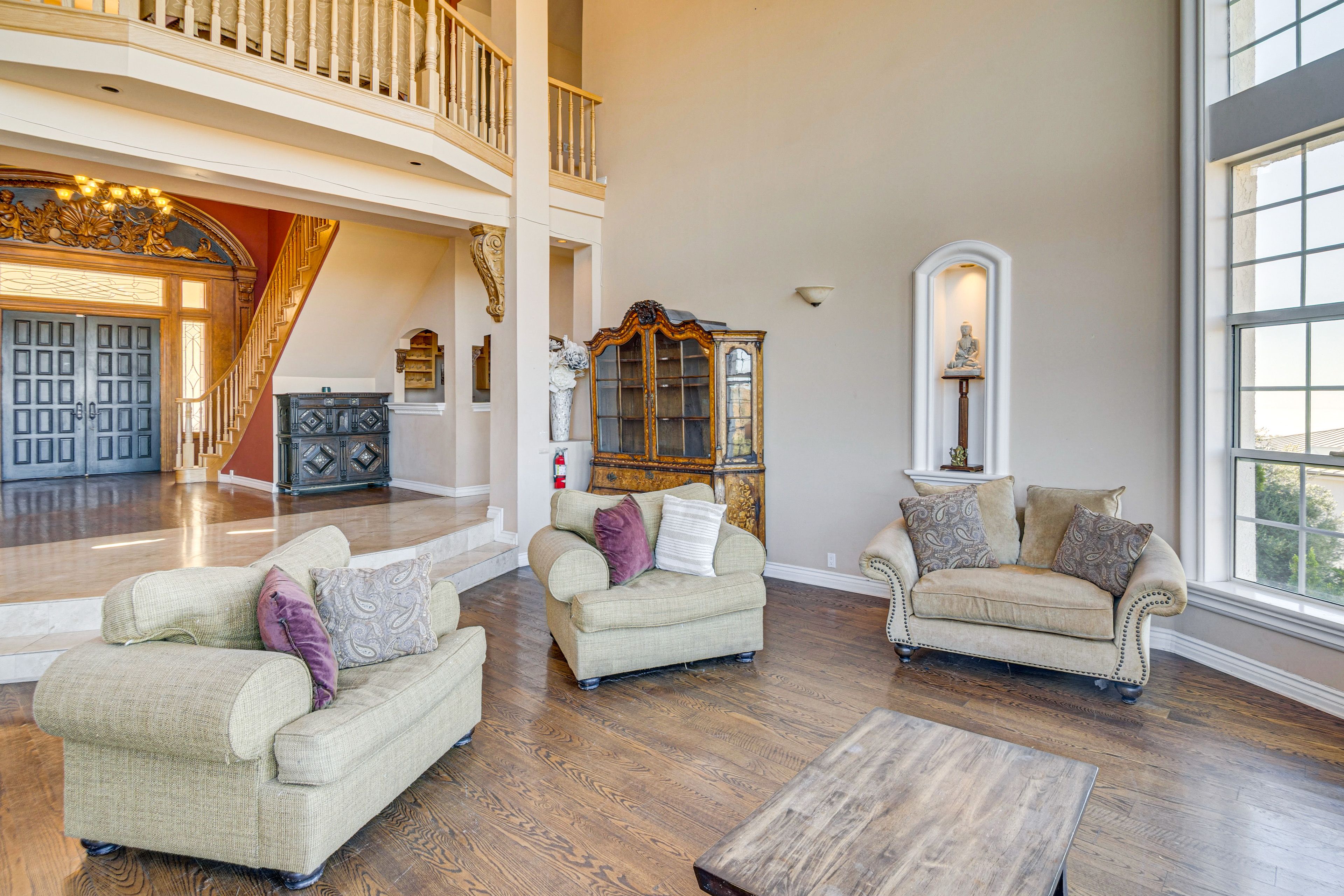 Living Room | 1st Floor