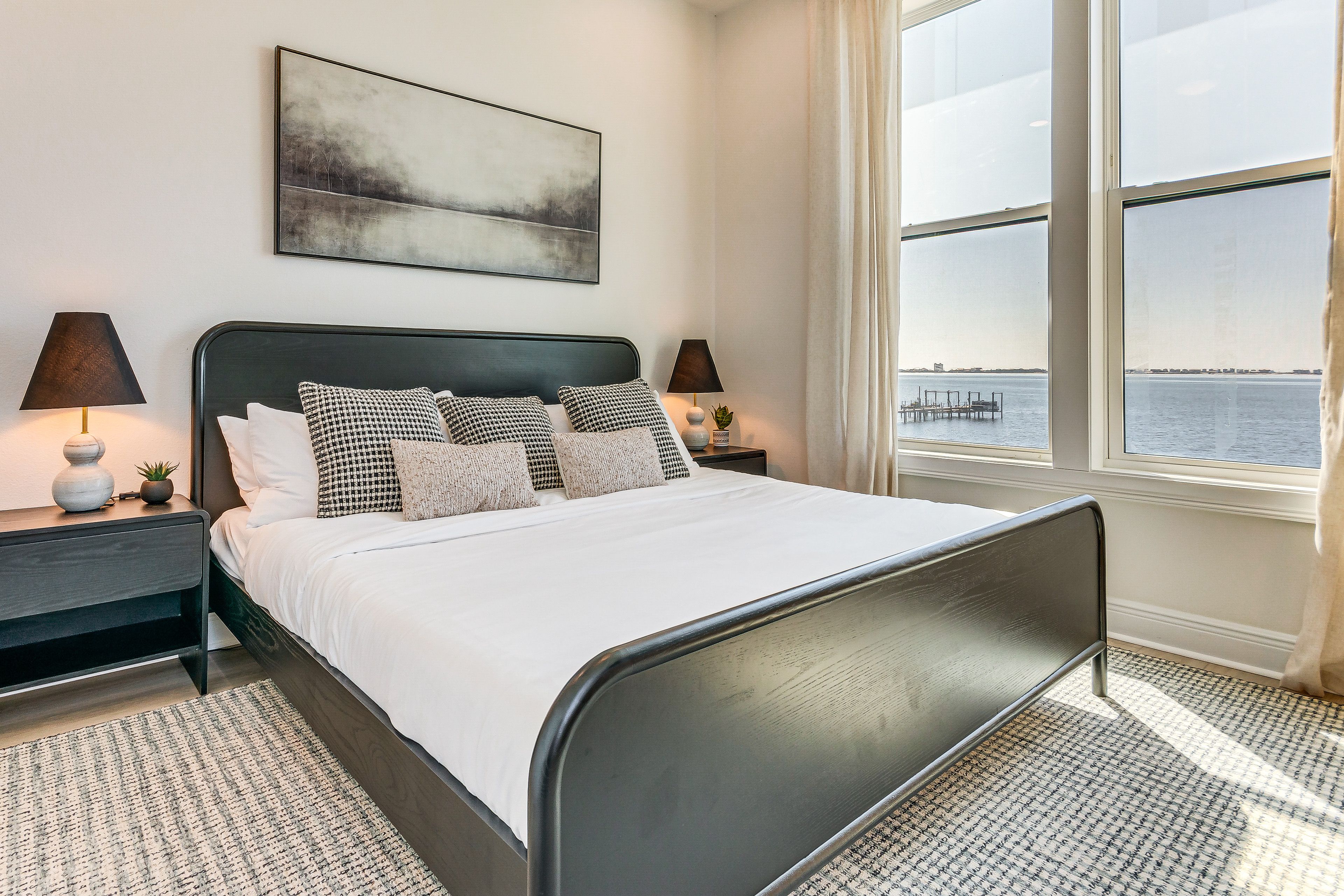 Bedroom 2 | 2nd Floor | Queen Bed | Smart TV