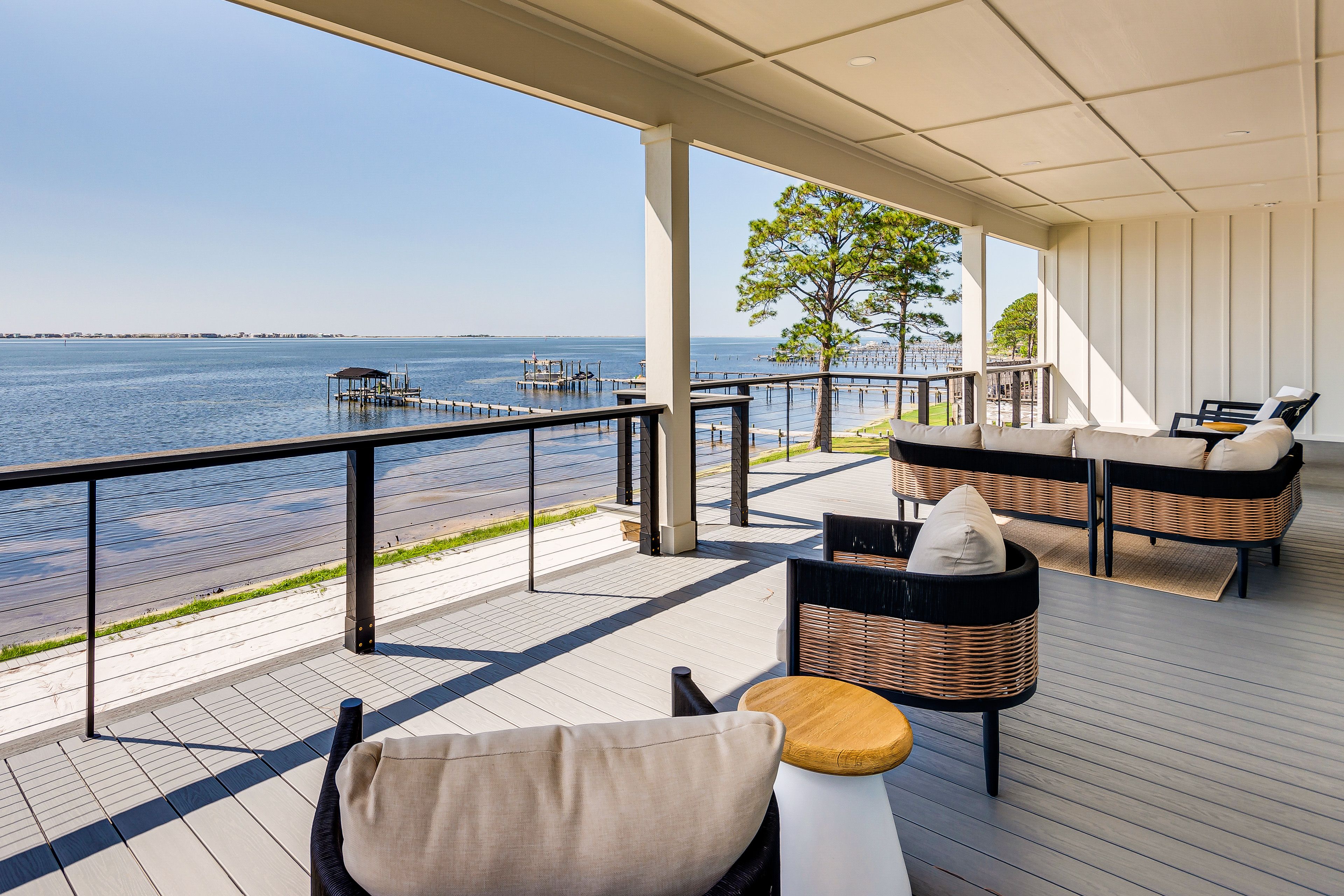 Covered Deck | Outdoor Seating