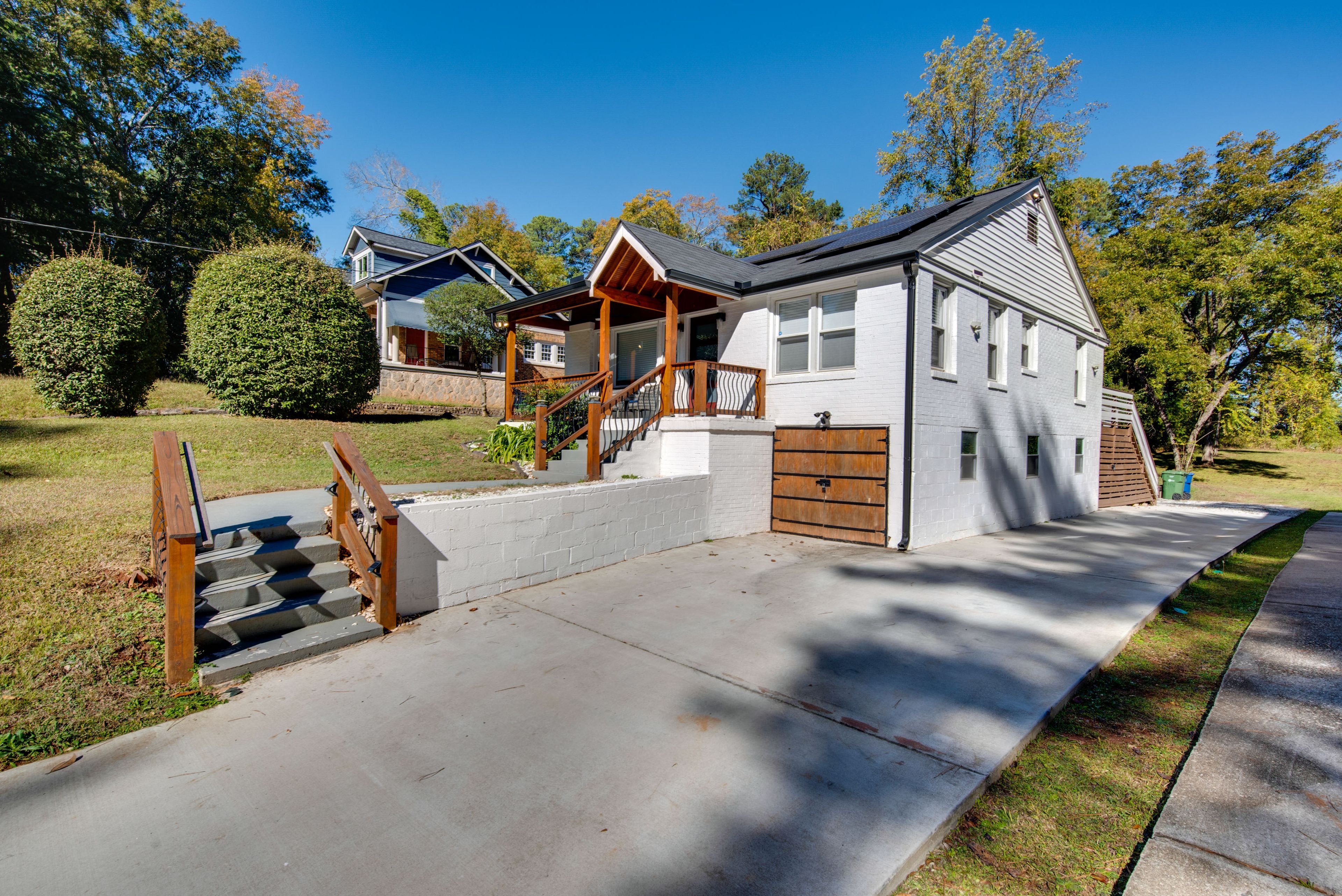 Parking | Shared Driveway (1 Vehicle)