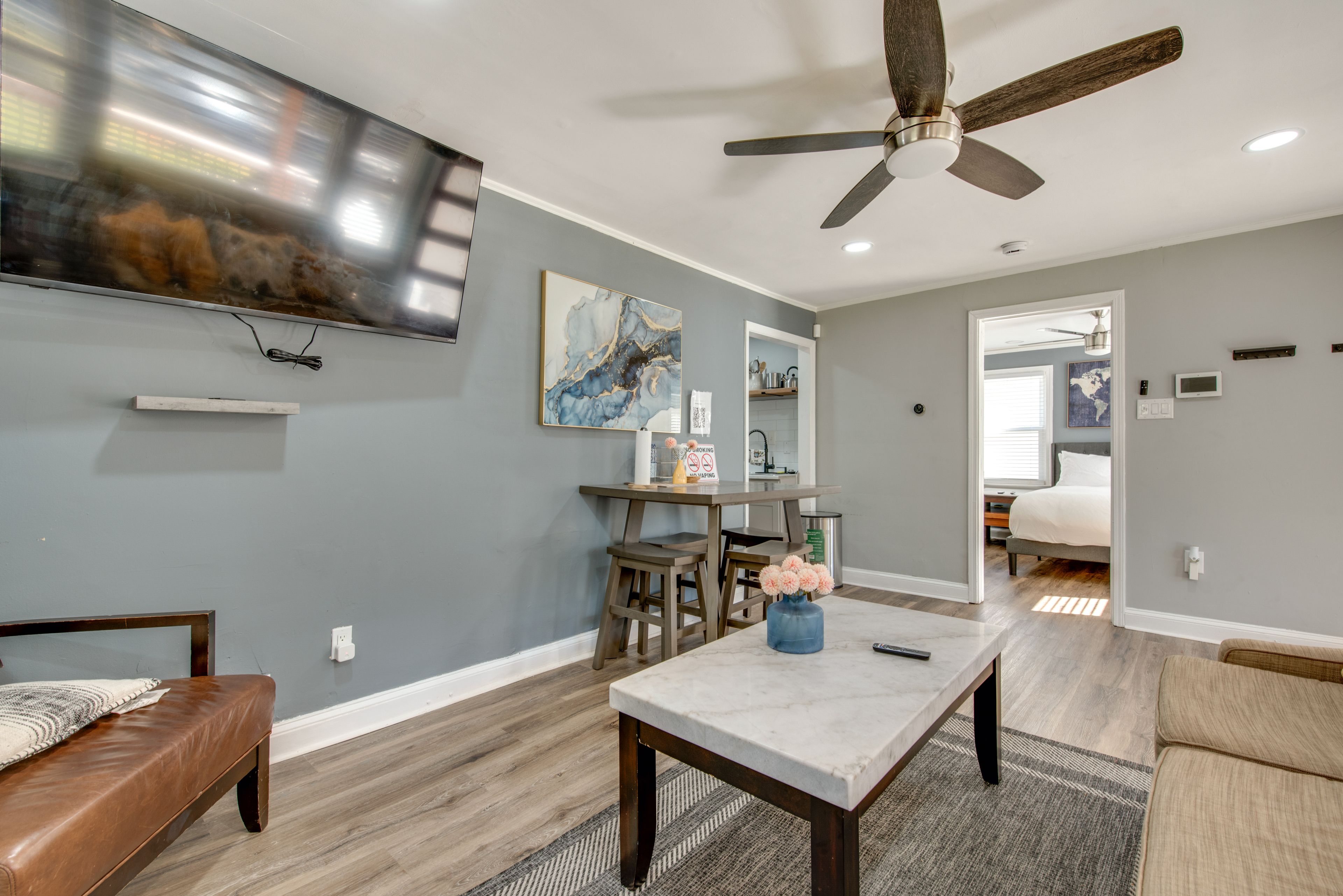 Living Room | Dining Area
