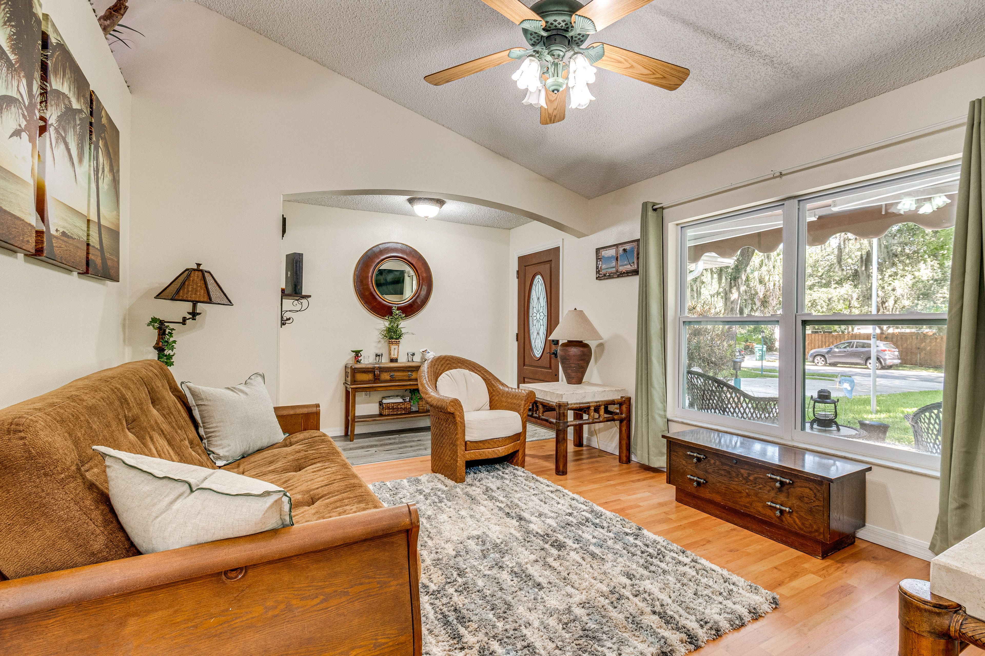 Living Room | Central A/C | Free WiFi