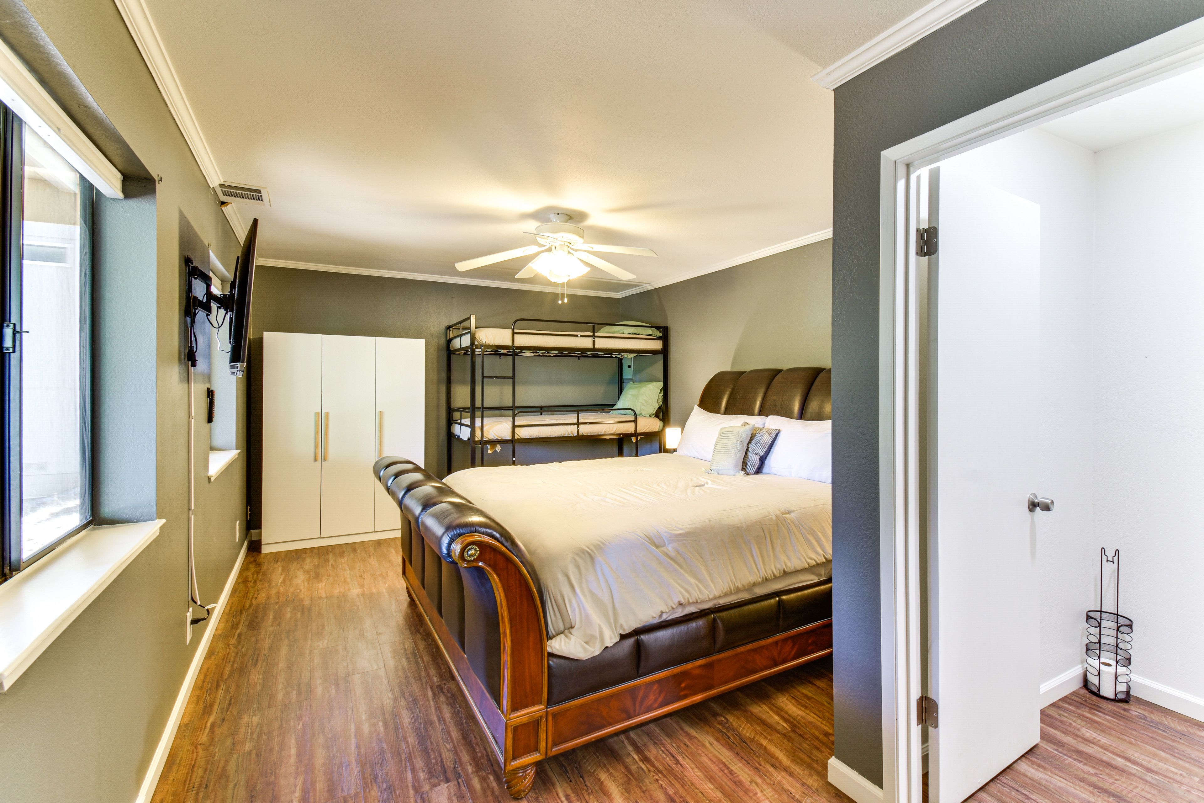 Bedroom 3 | Lower Level | King Bed | Triple Twin Bunk Bed