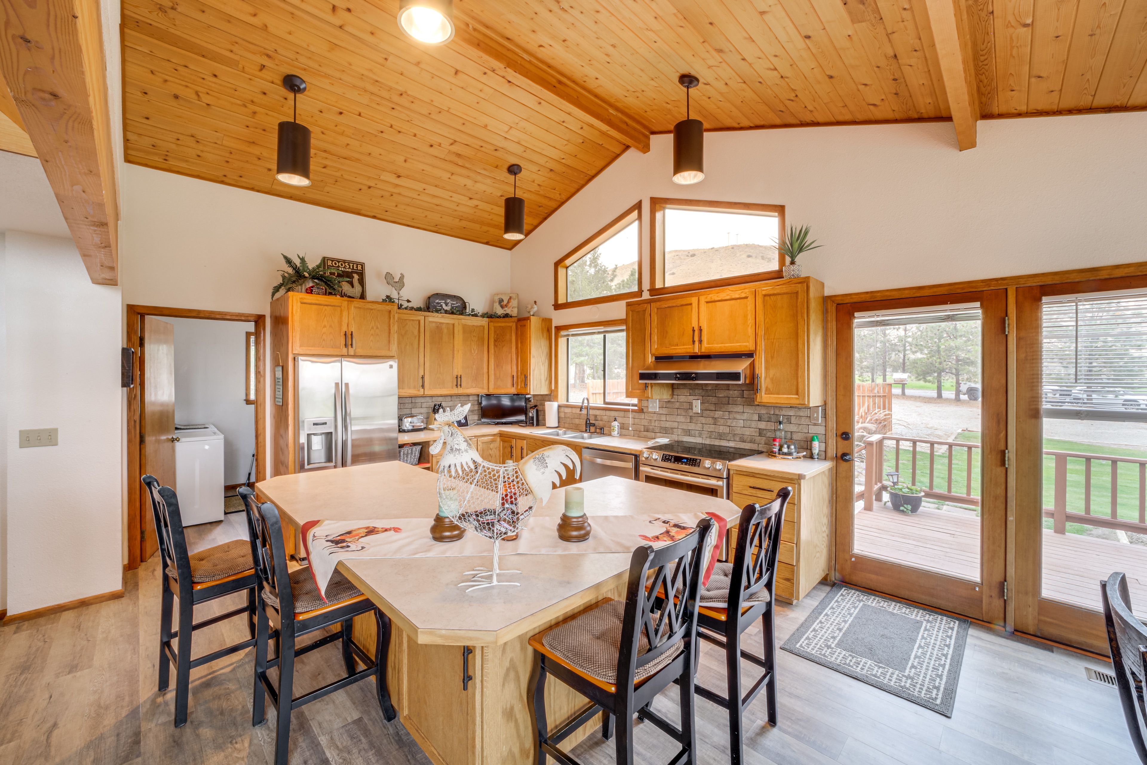 Breakfast Bar | Kitchen | Cooking Basics | Complimentary Spices