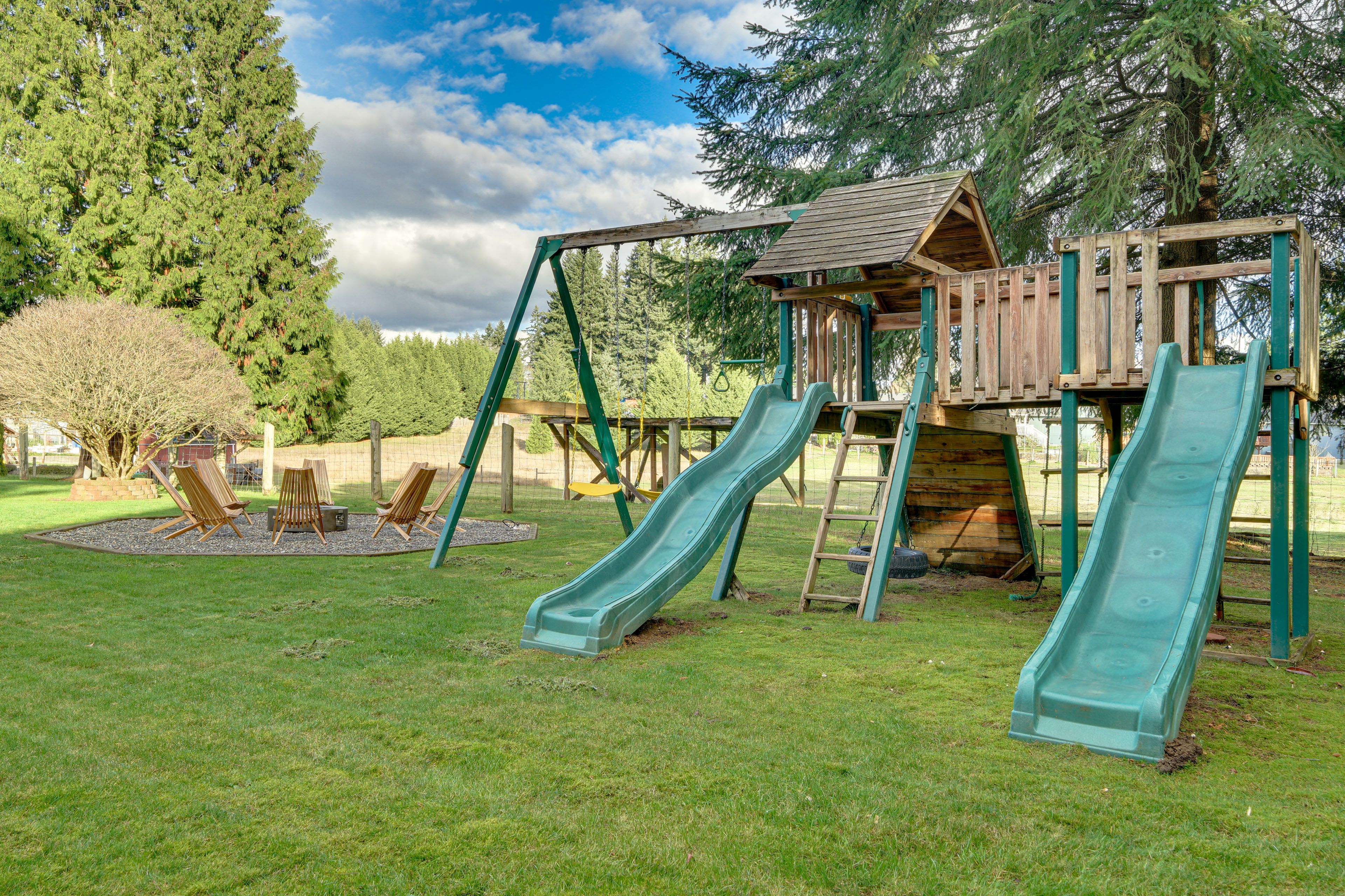 Playground | Fire Pit