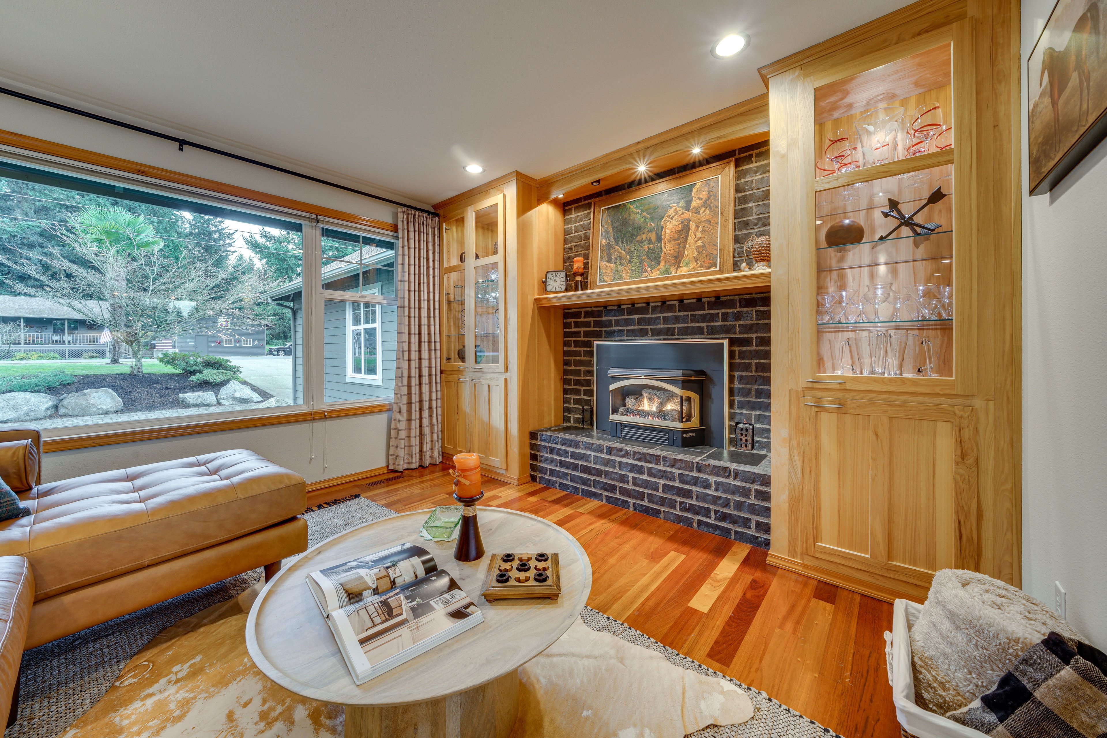 Sitting Room | 1st Floor