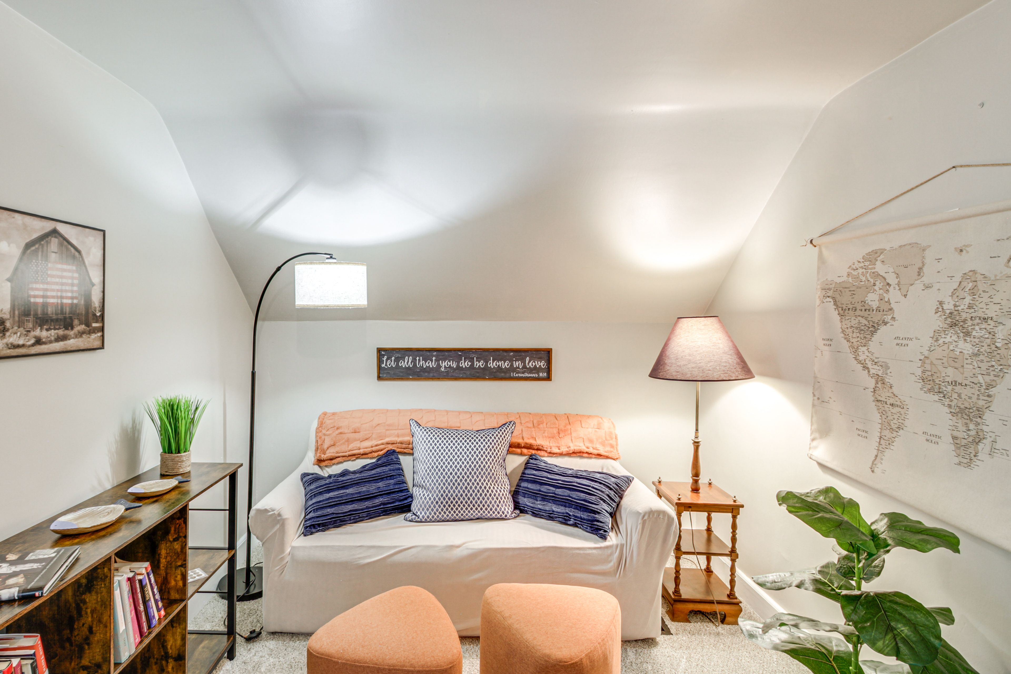 Sitting Room | Desk Workspace | 2nd Floor