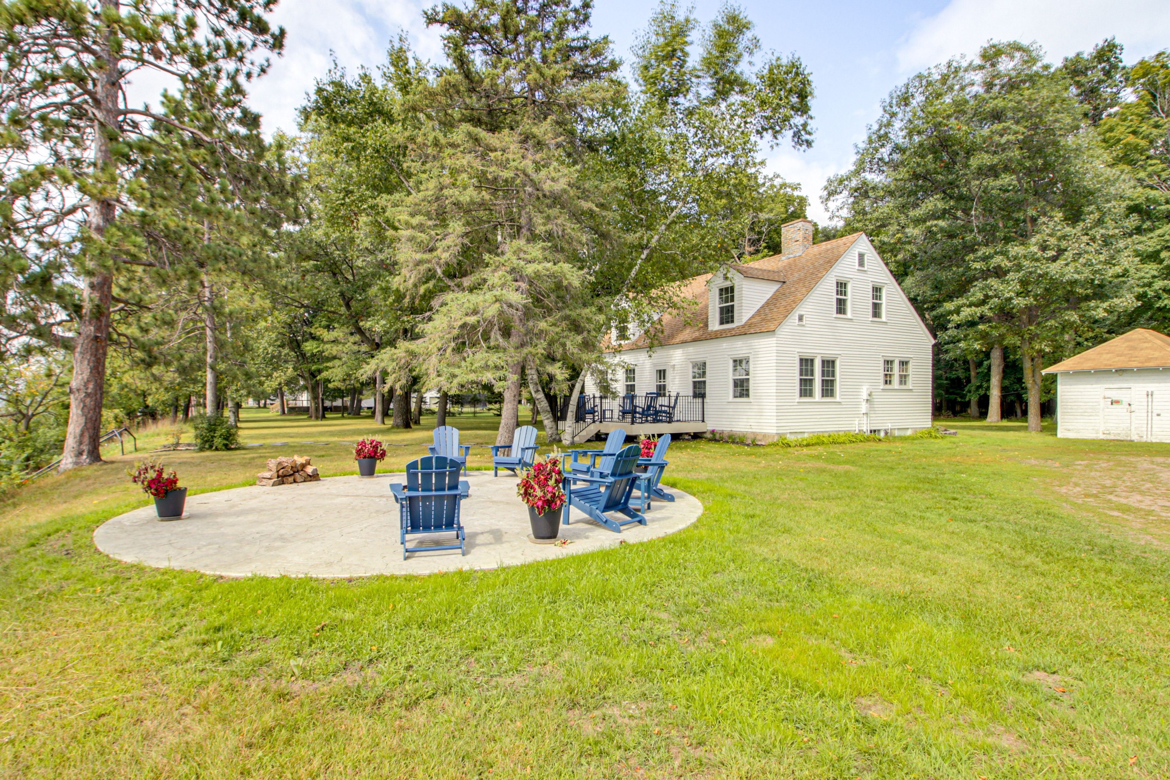 Yard Area | Fire Pit