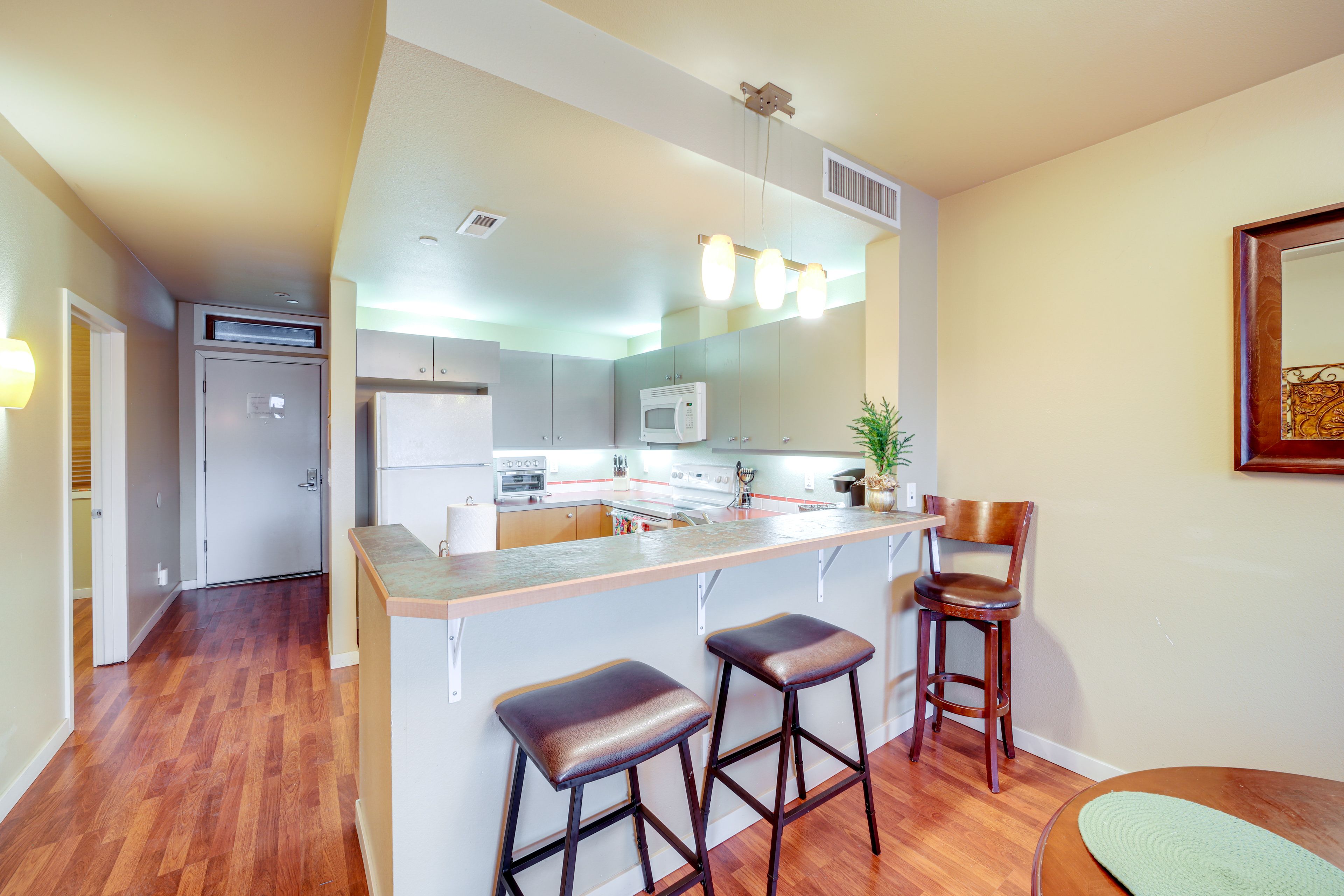 Kitchen | Cooking Basics | Drip & Keurig Coffee Makers | Toaster