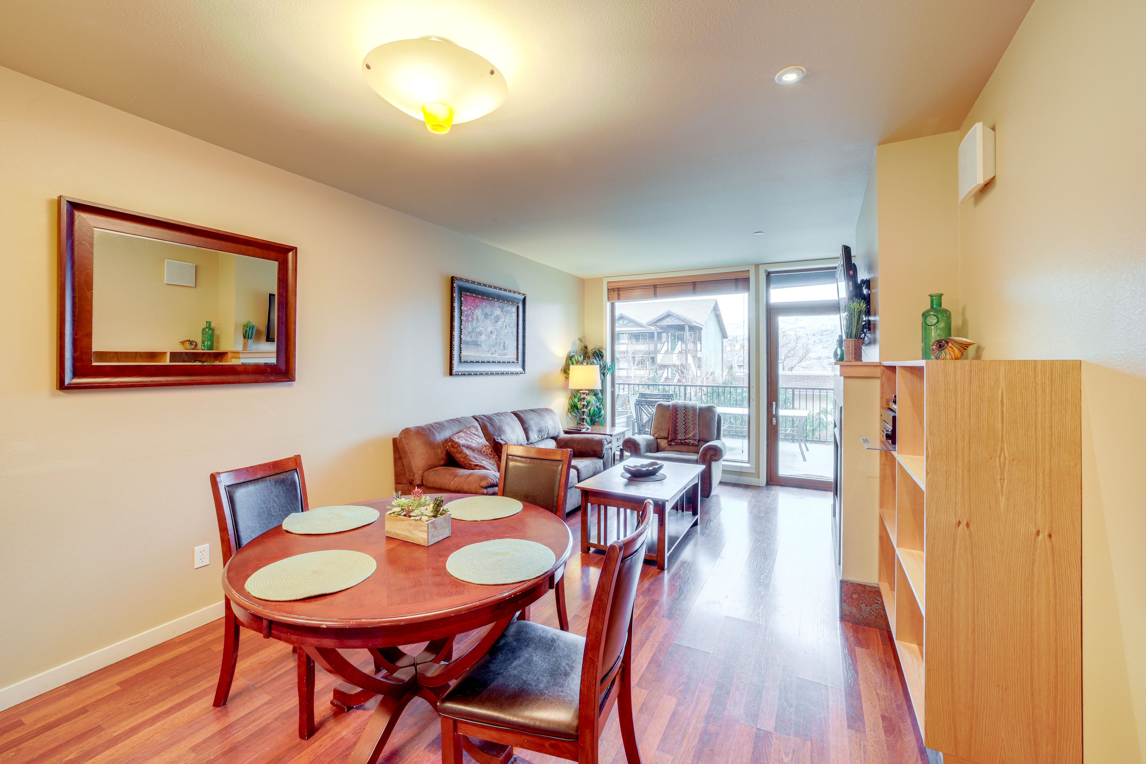 Dining Table | Dishware & Flatware Provided