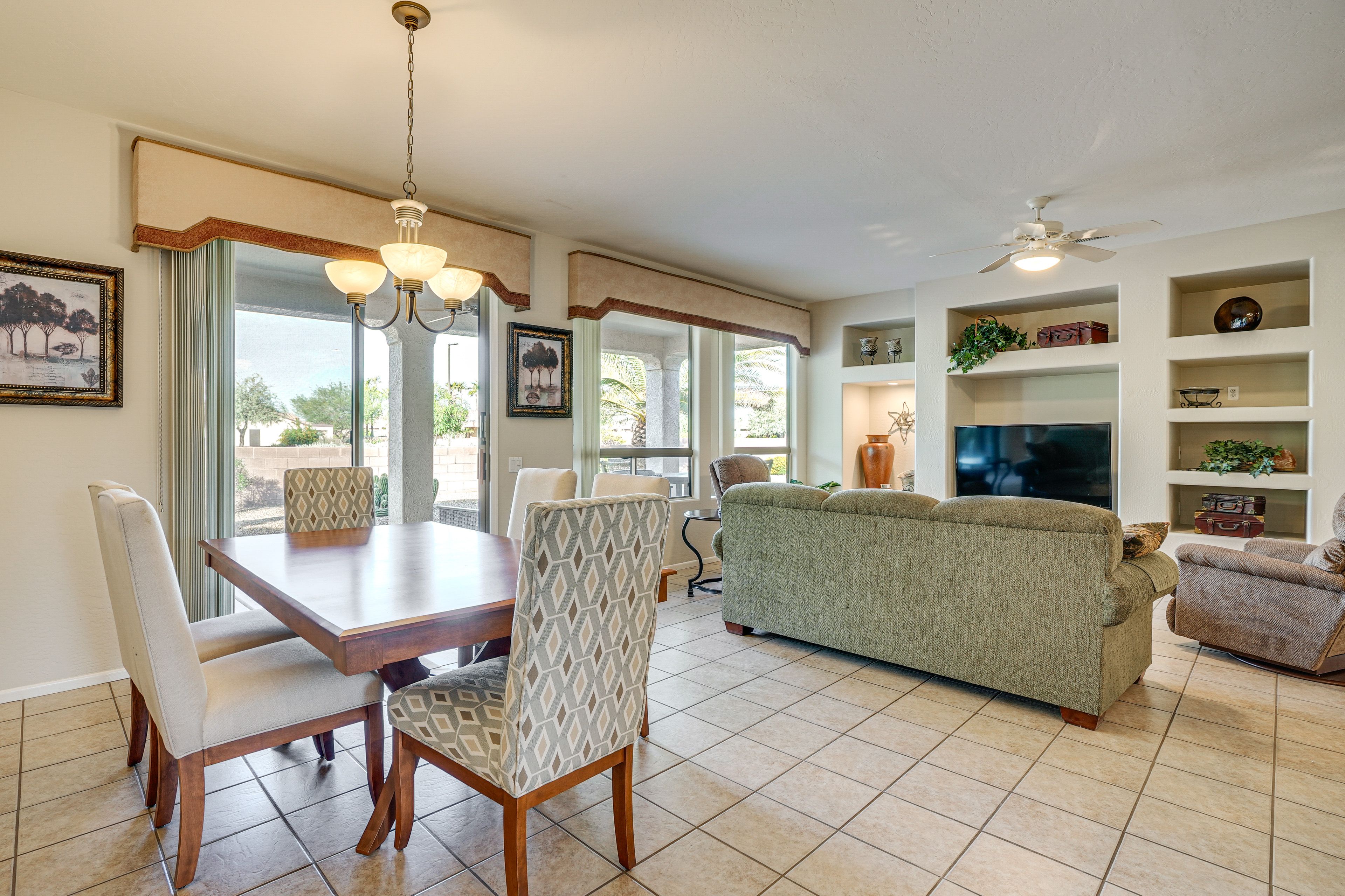Dining Area | Dishware & Flatware