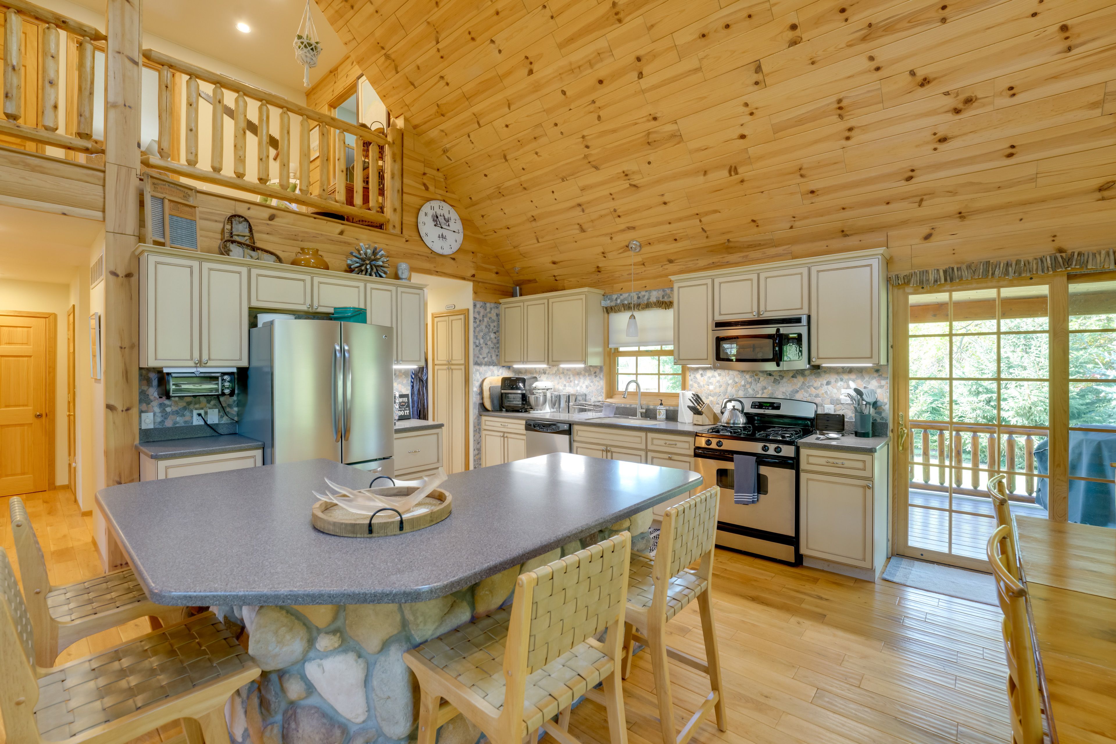 Kitchen | 1st Floor | Dishwasher | Drip Coffee Maker, Keurig & French Press