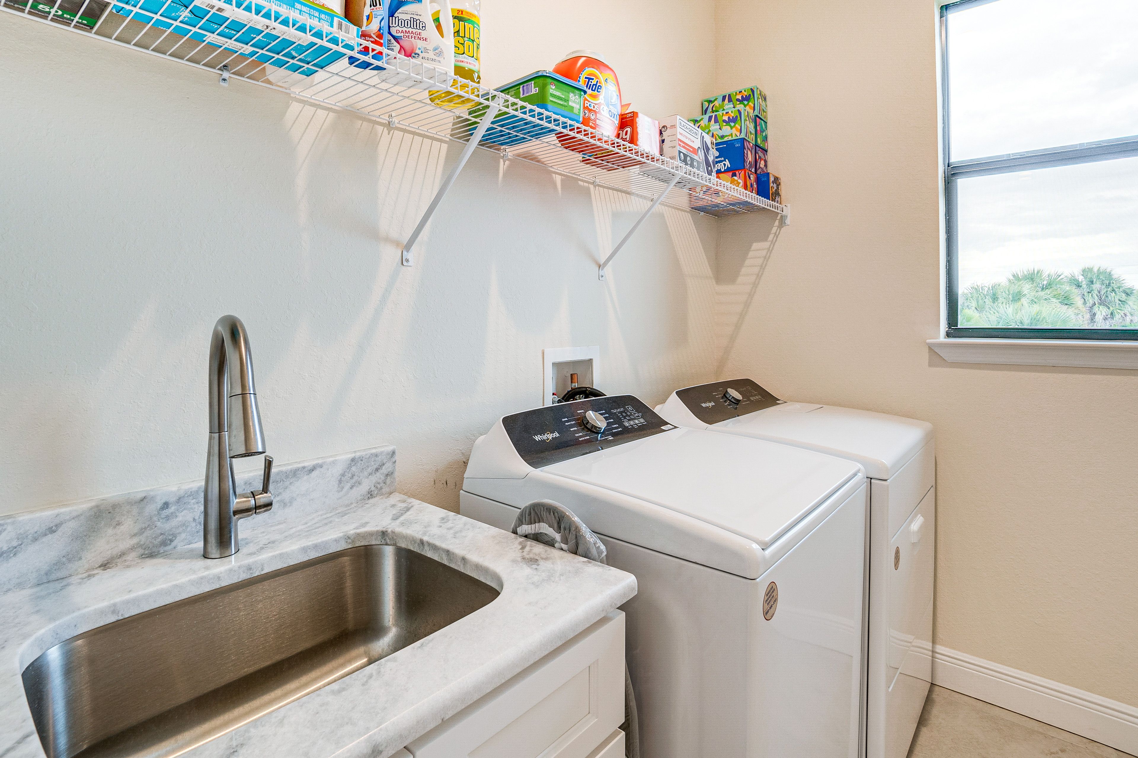 Washer & Dryer