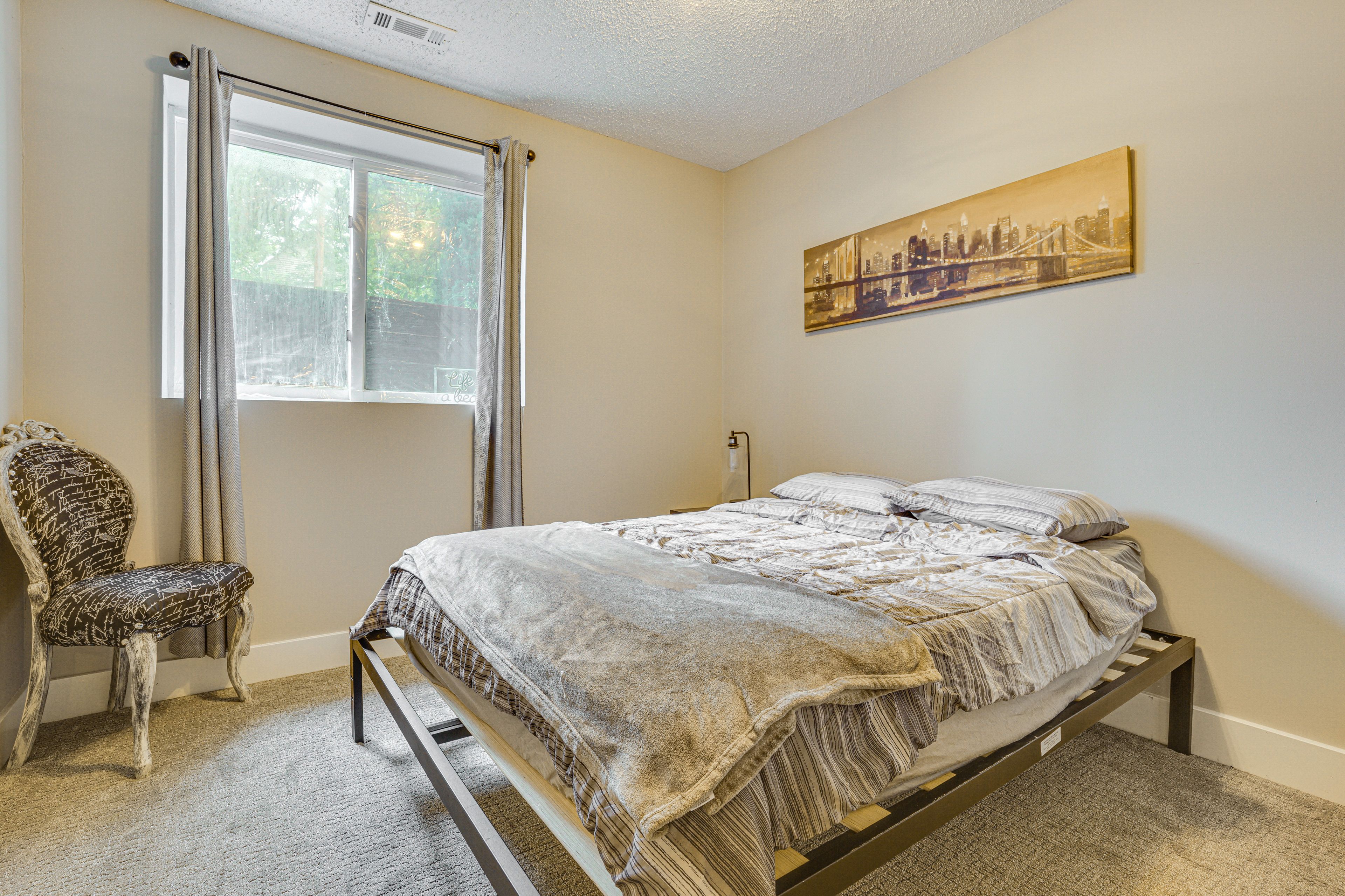 Bedroom 4 | Queen Bed | Basement Level