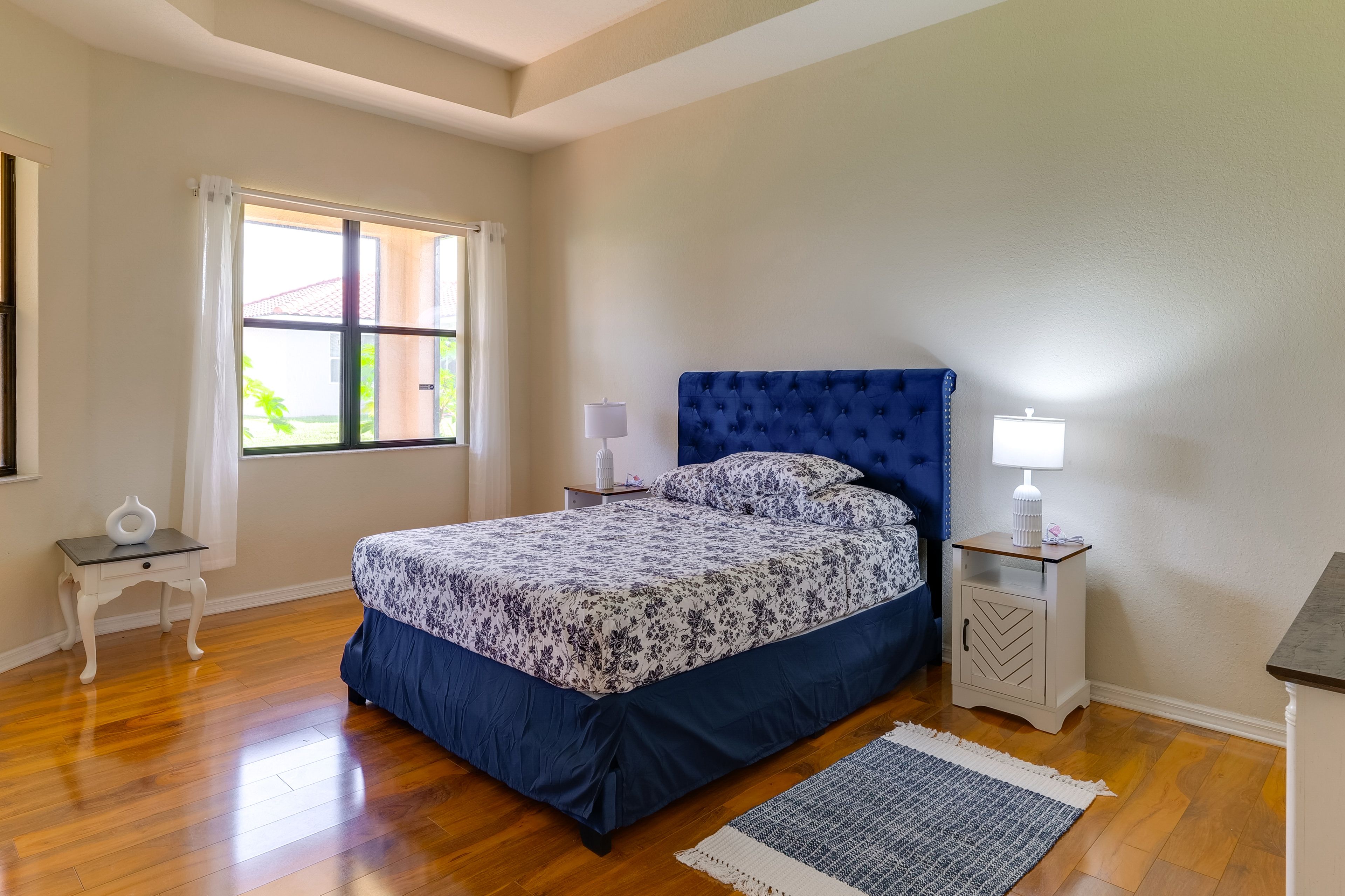 Bedroom 1 | Queen Bed | Linens Provided