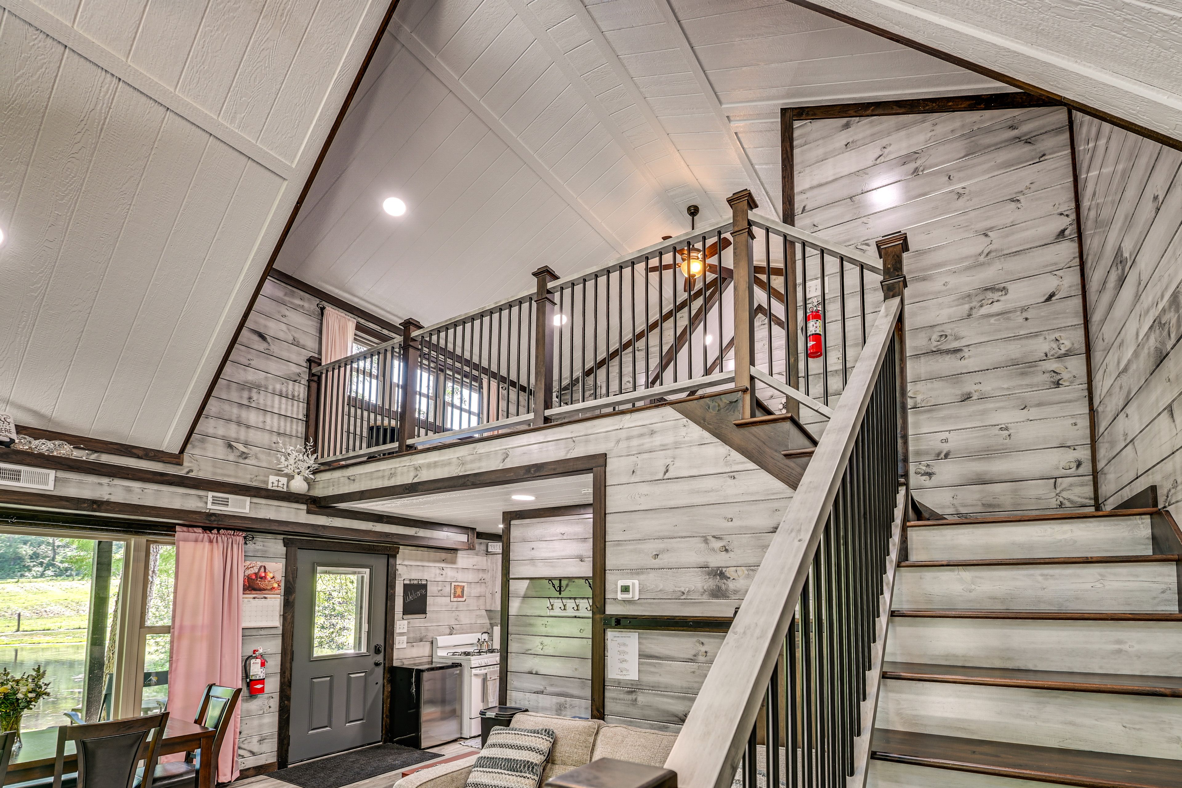 Staircase | 1st Floor
