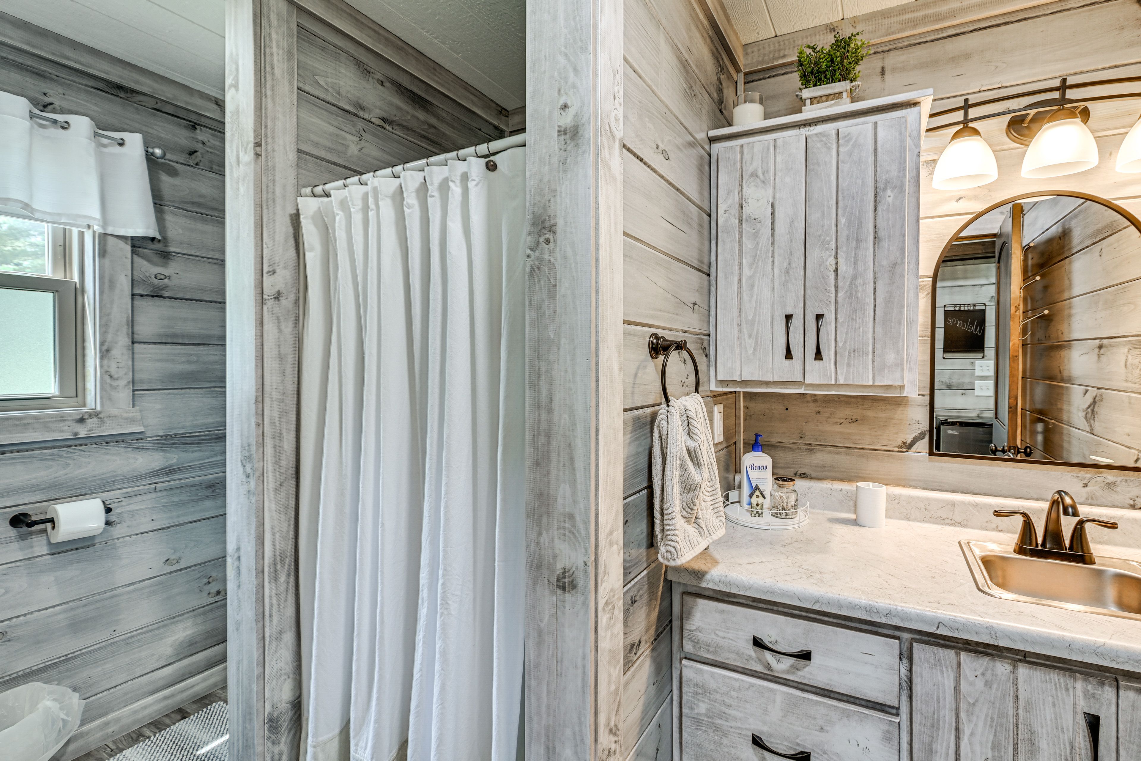 Bathroom | Towels Provided | 1st Floor