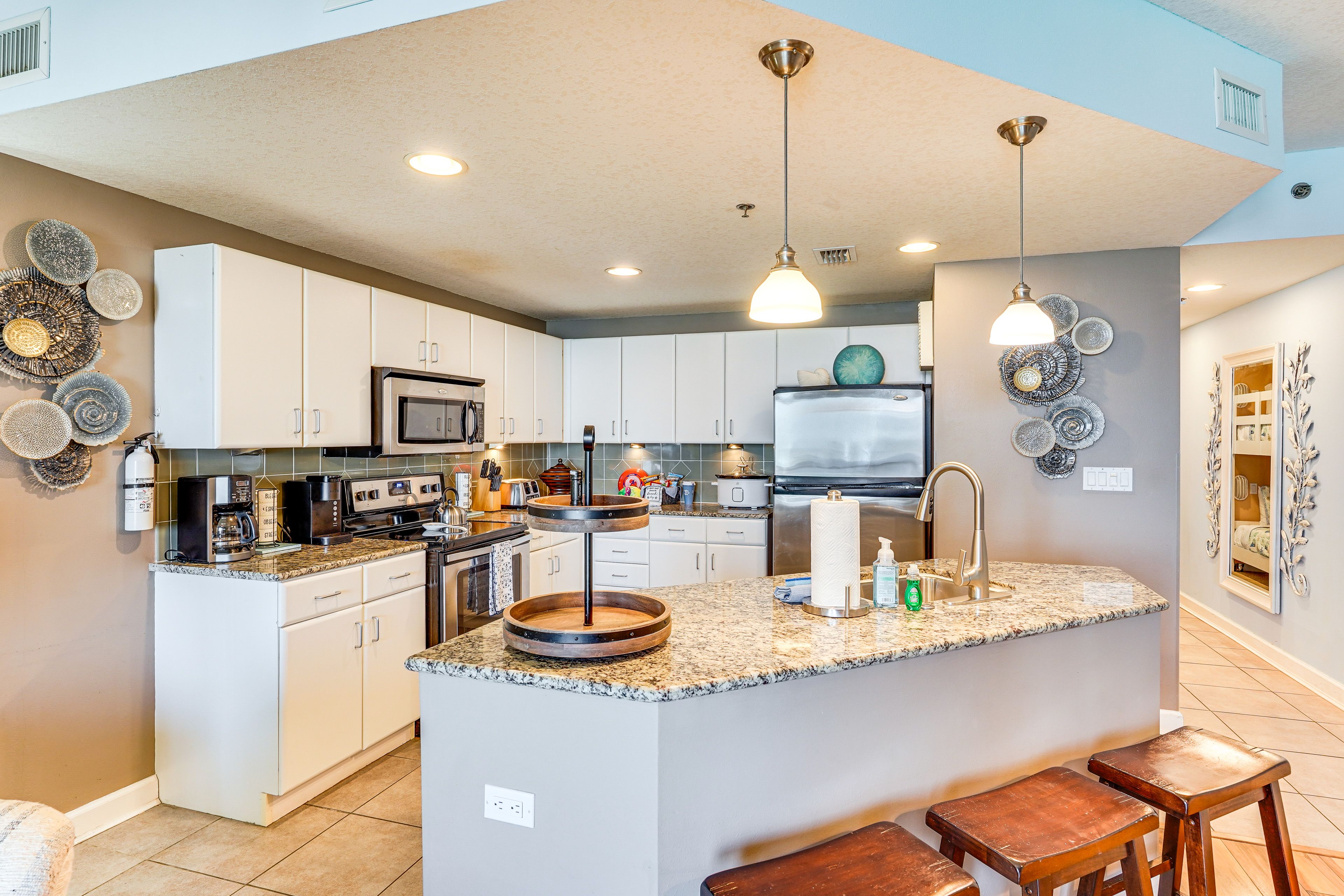 Kitchen | Dishwasher | Toaster