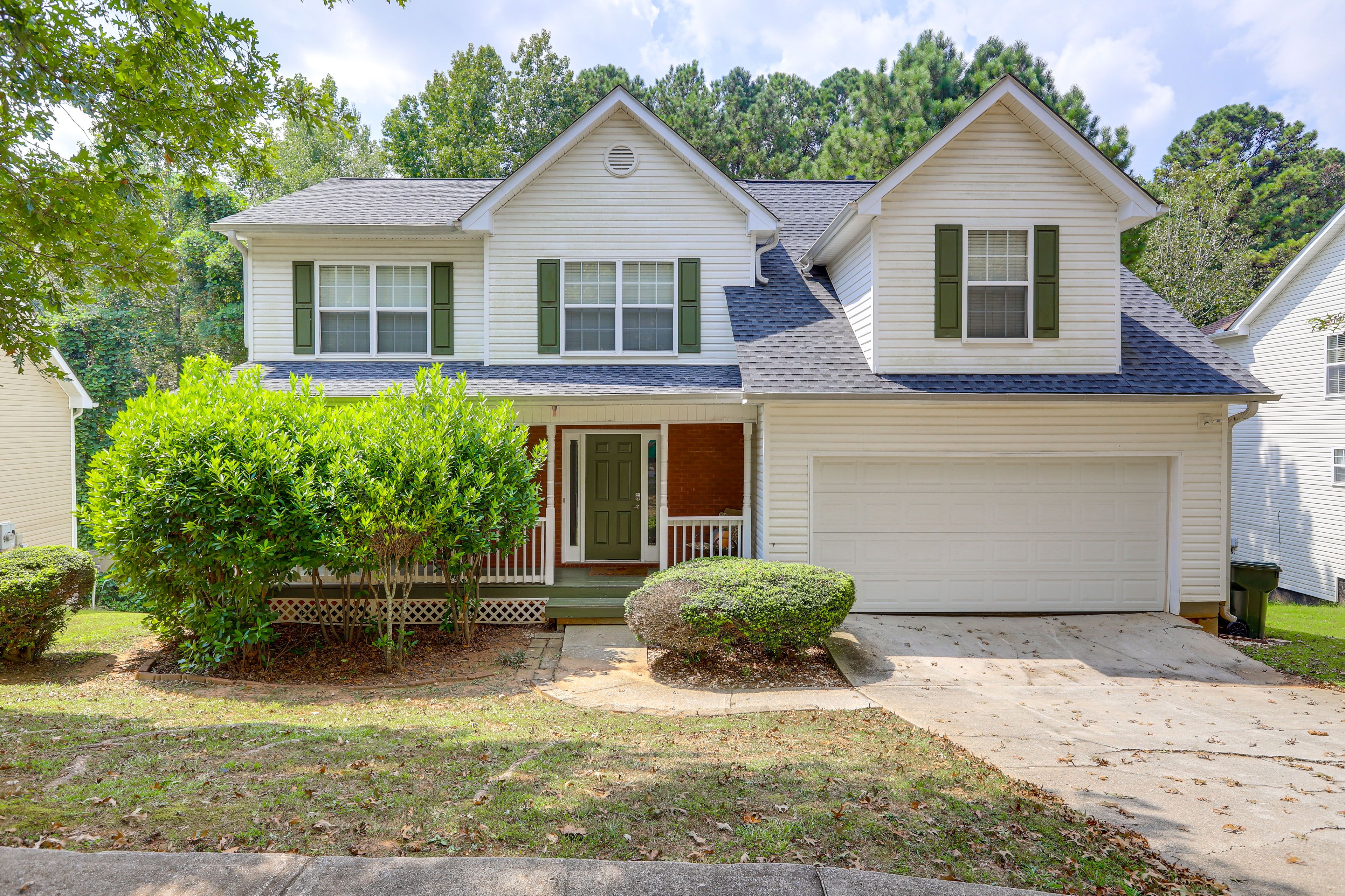 Snellville Vacation Rental | 4BR | 2.5BA | Stairs Required | 2,114 Sq Ft