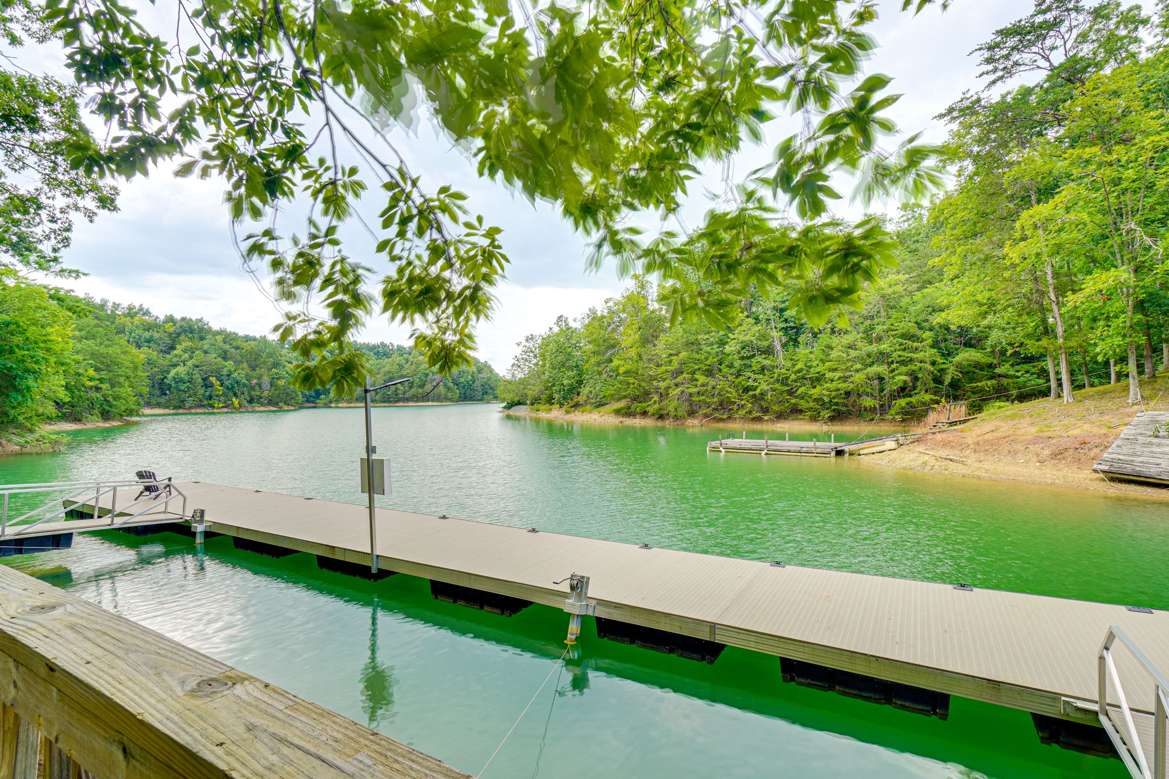 Sevierville Vacation Rental | 2BR | 2BA | 1,008 Sq Ft | 1 Step to Enter
