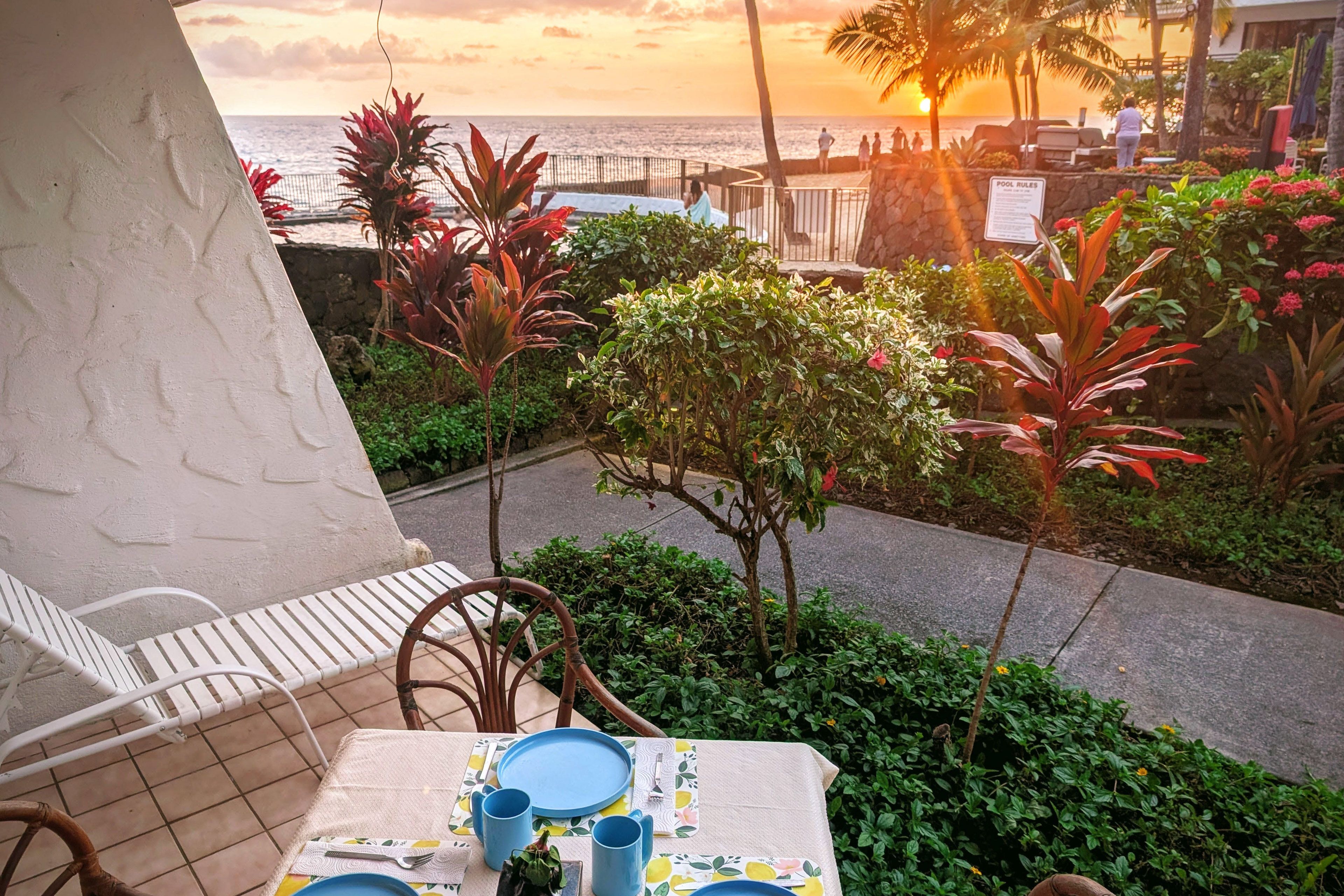 Kailua-Kona Vacation Rental | 1BR | 1BA | 1 Step to Enter | 920 Sq Ft