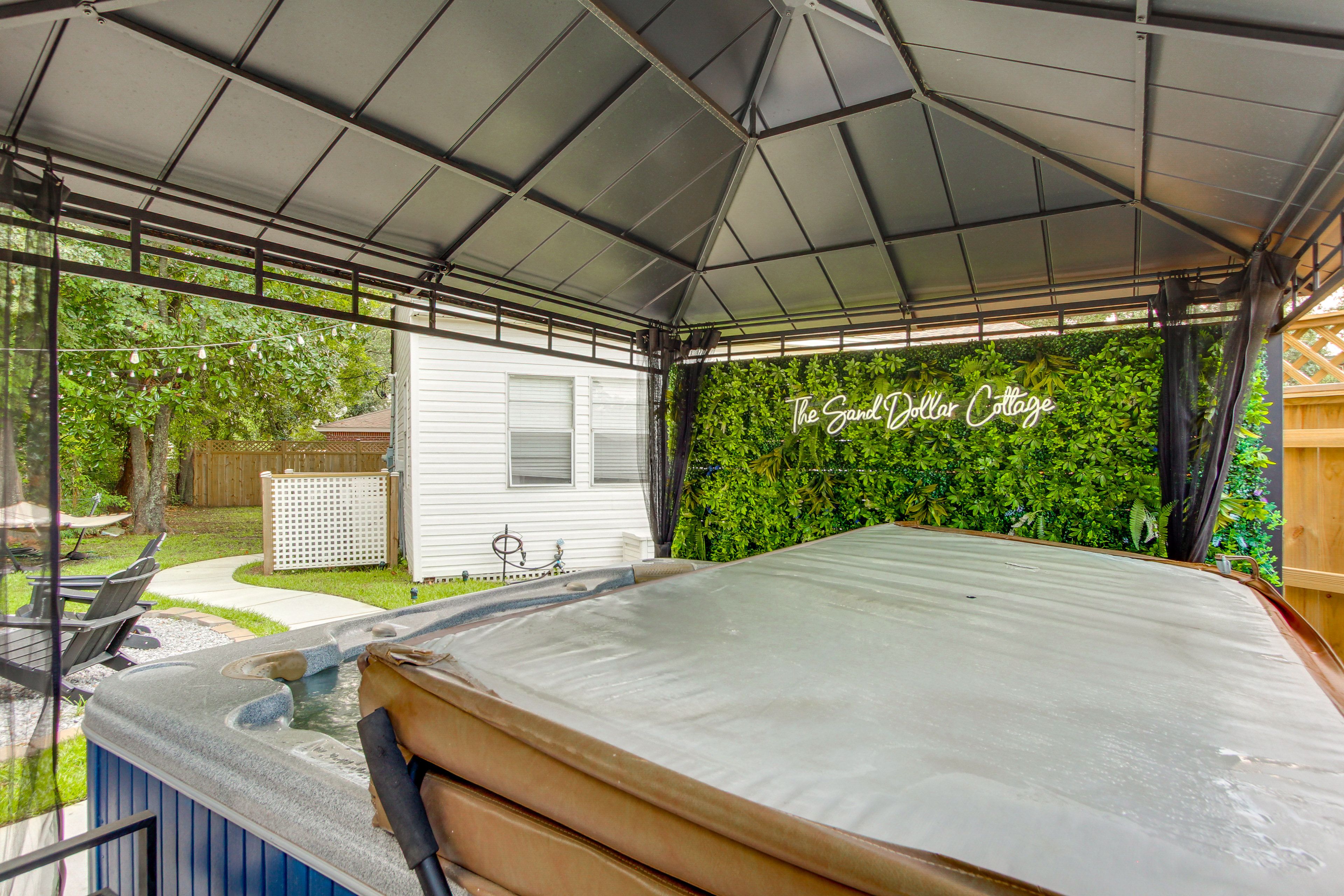 Exterior | Gazebo | Private Hot Tub