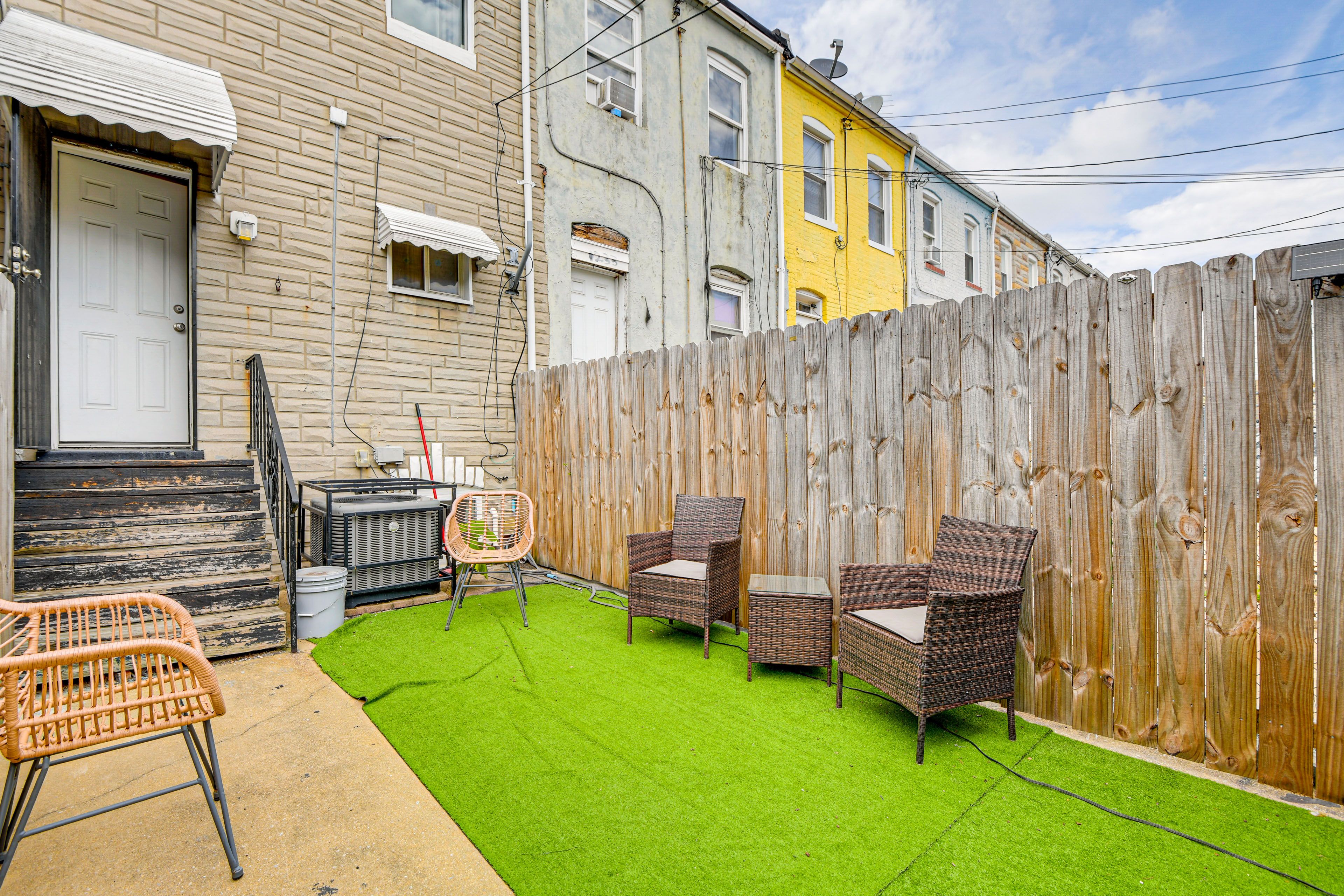 Private Patio w/ Inflatable Hot Tub