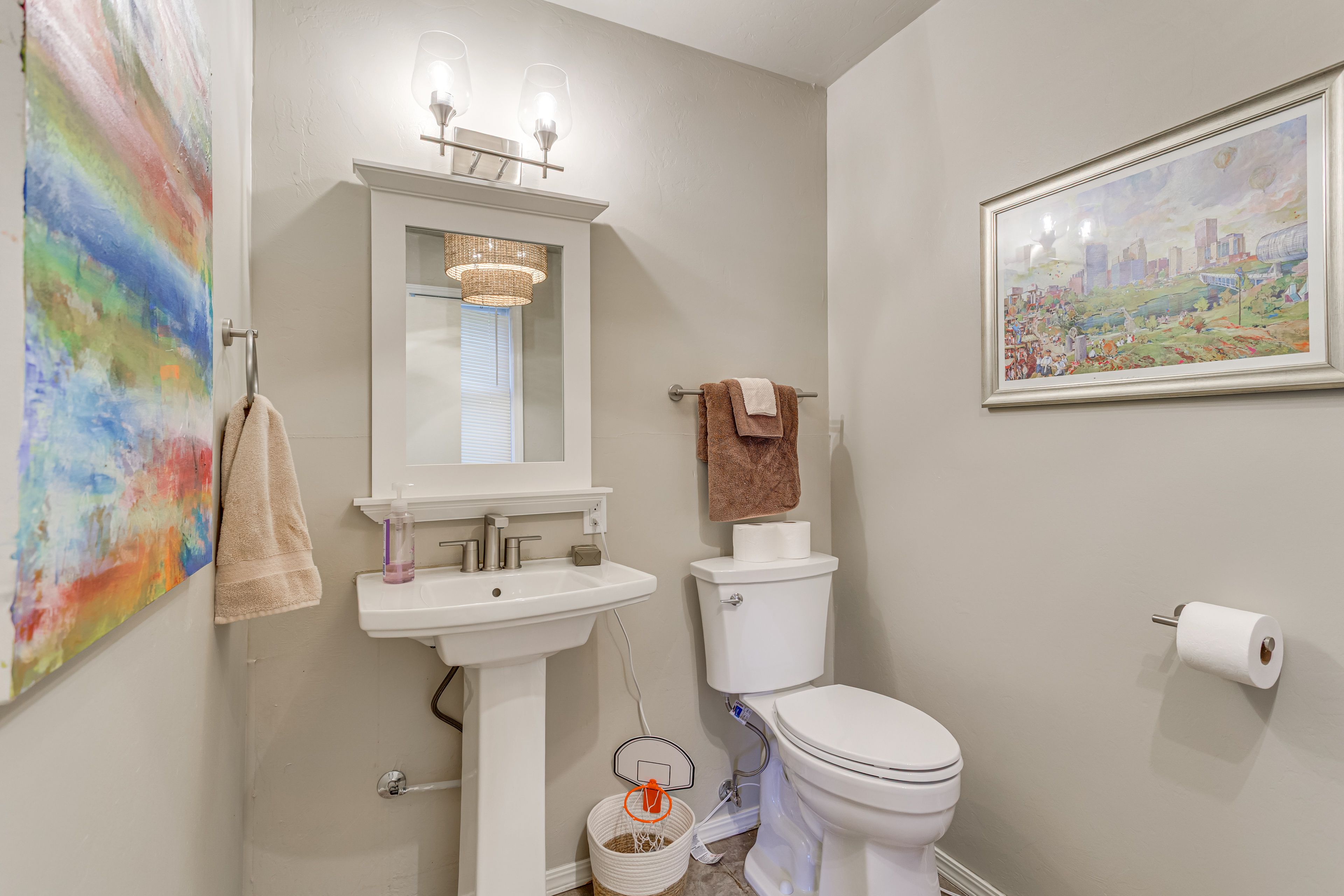 Half Bathroom | 1st Floor