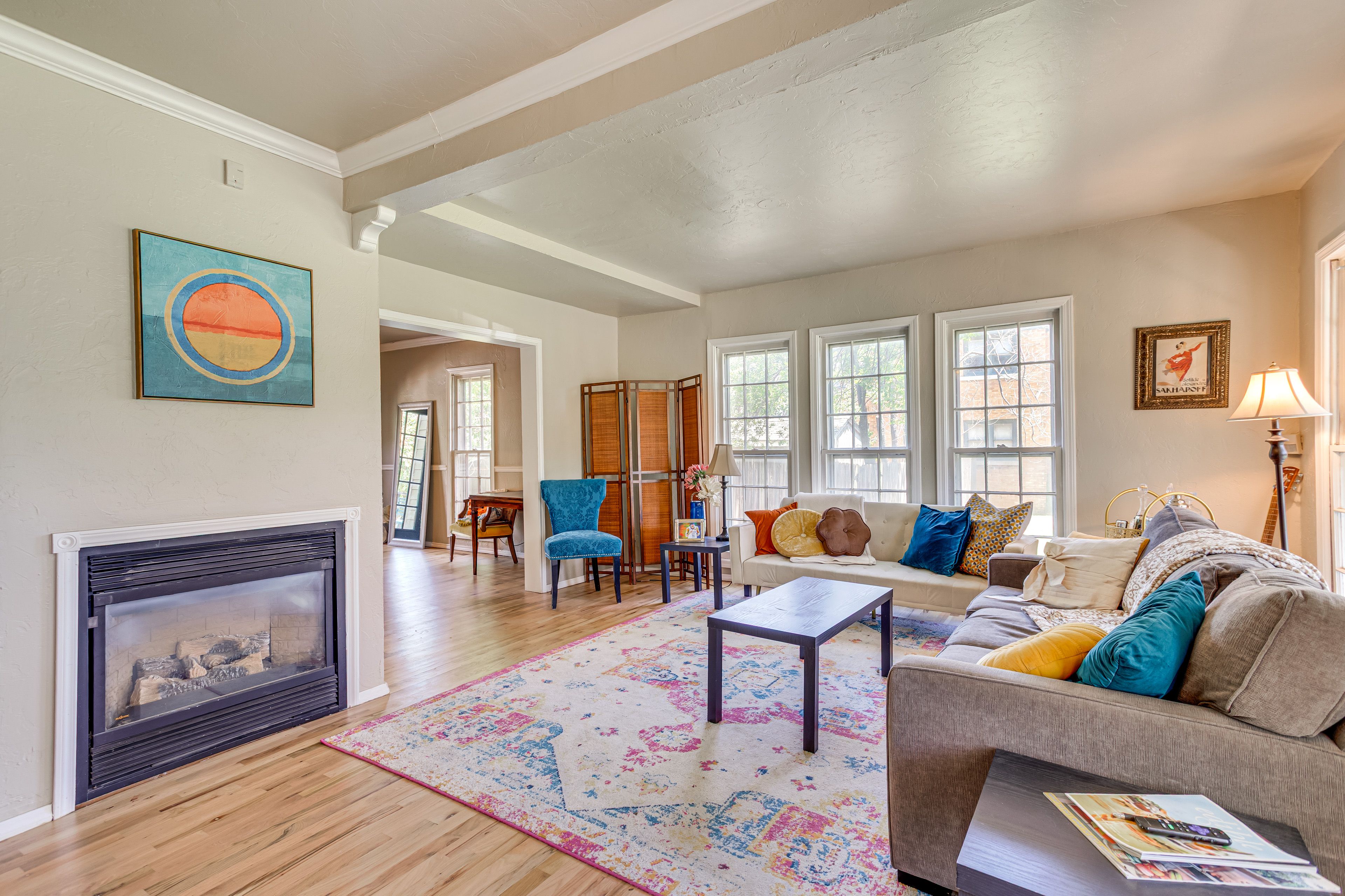 Living Room | 1st Floor | Twin Sleeper Sofa | Smart TV